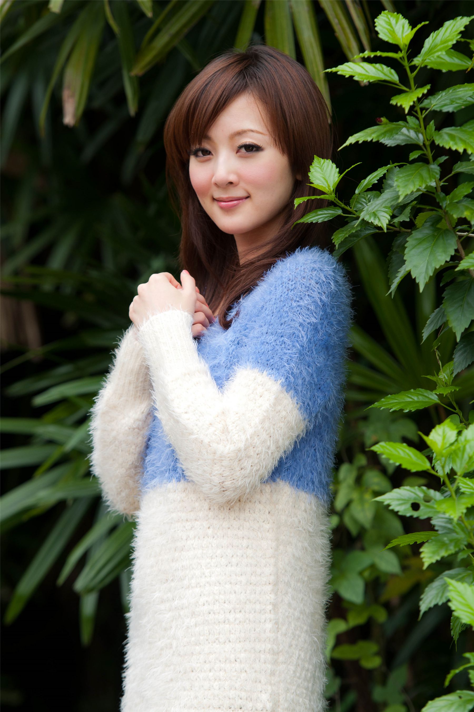 果子MM《室外外散图》写真合集-图26