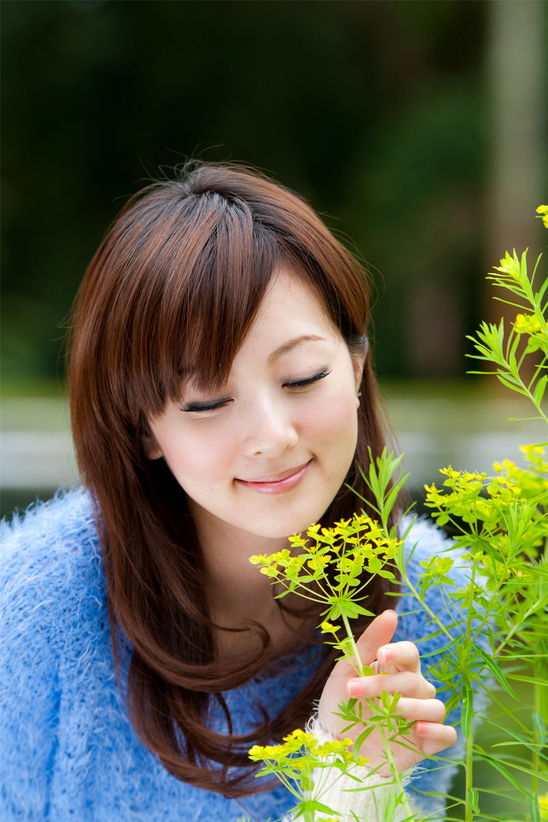 果子MM《室外外散图》写真合集-图35