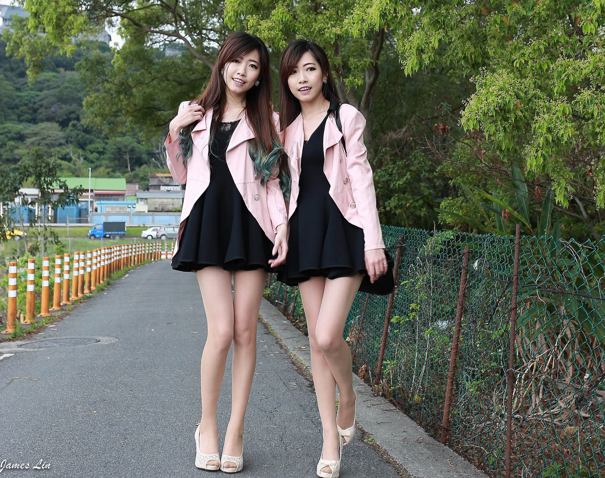 极品清纯甜美台湾双胞胎姐妹花清新外拍-图19
