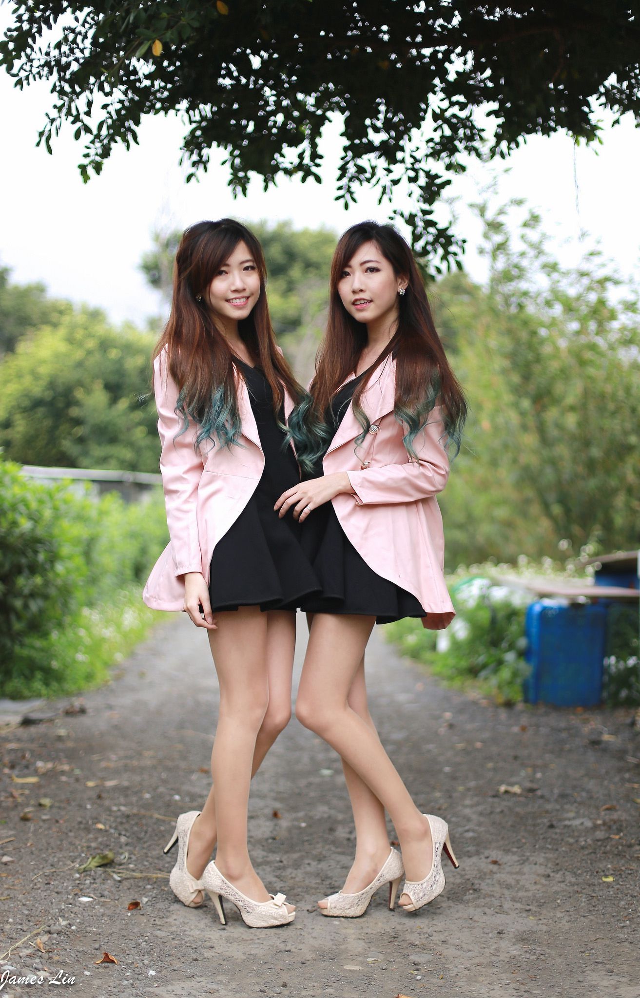 极品清纯甜美台湾双胞胎姐妹花清新外拍-图31