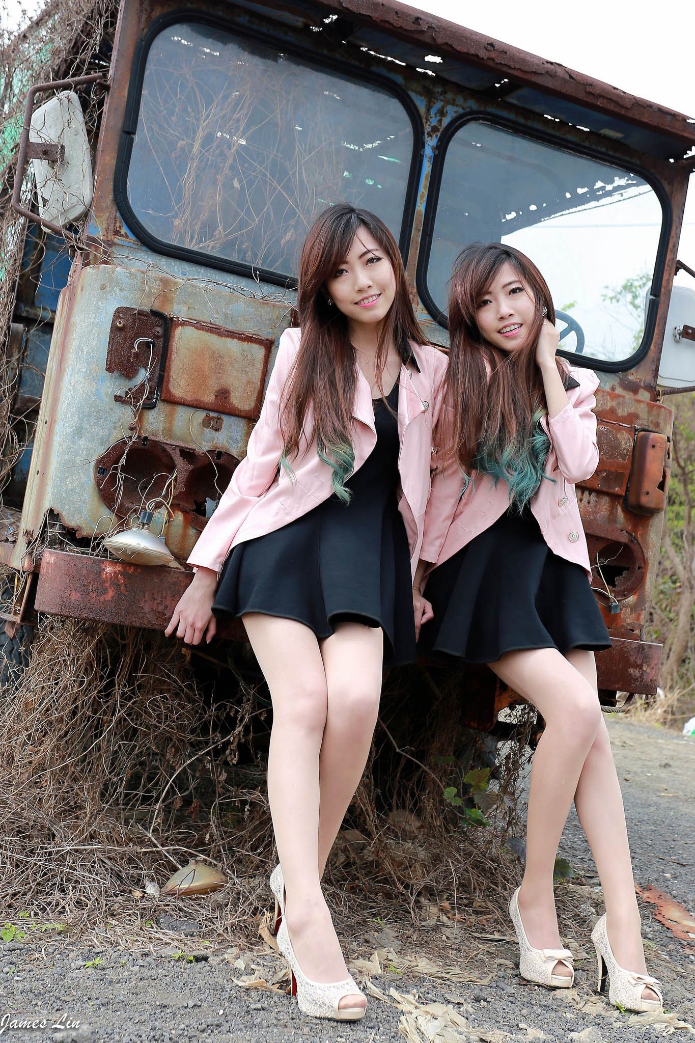 极品清纯甜美台湾双胞胎姐妹花清新外拍-图44