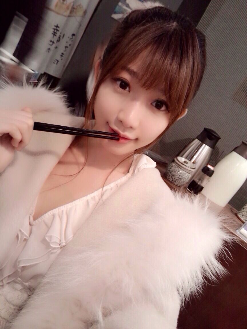 网红嫩模陈潇《个人生活照、微博美照图片》第3部 写真合集-图34