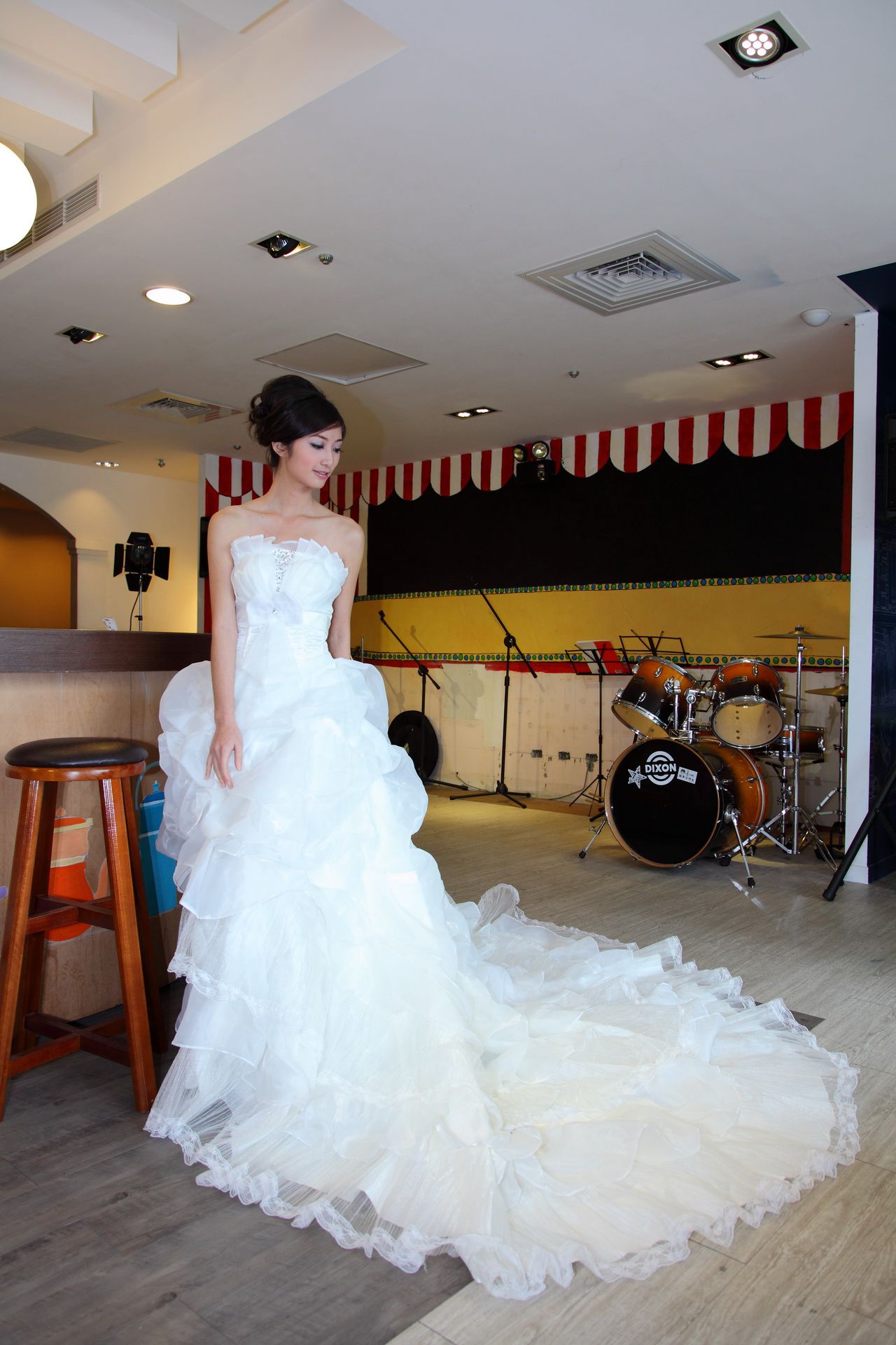 台湾气质美女Emily《唯美白色婚纱》-图9