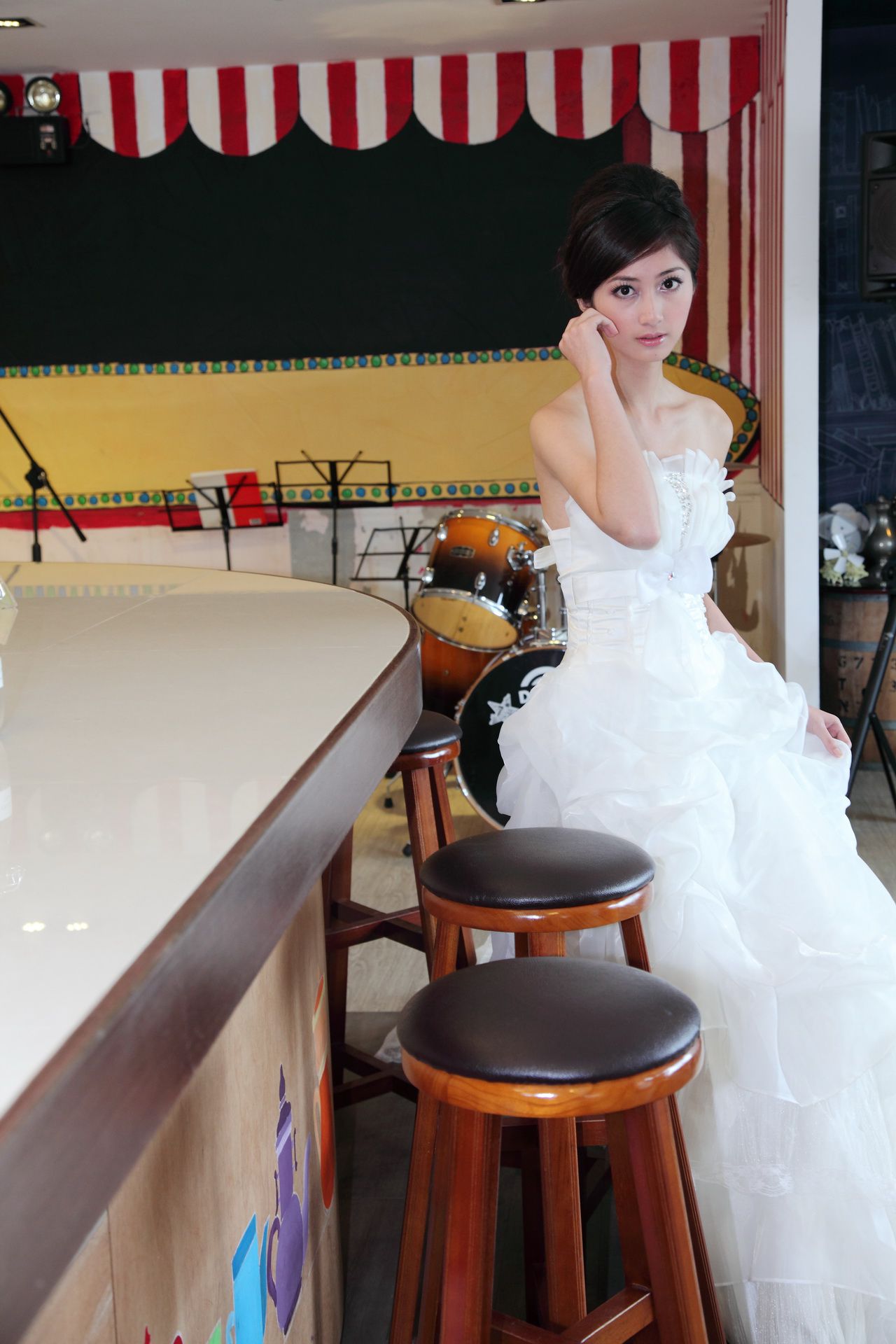 台湾气质美女Emily《唯美白色婚纱》-图10