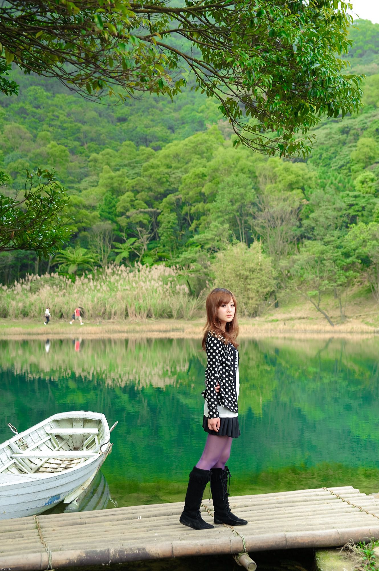 台湾女神果子MM《新山夢湖外拍》-图24