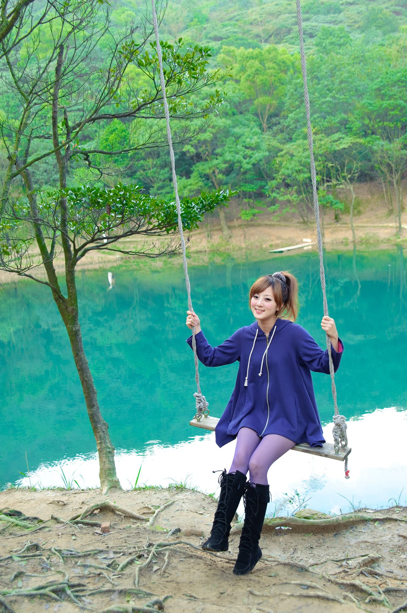 台湾女神果子MM《新山夢湖外拍》-图25