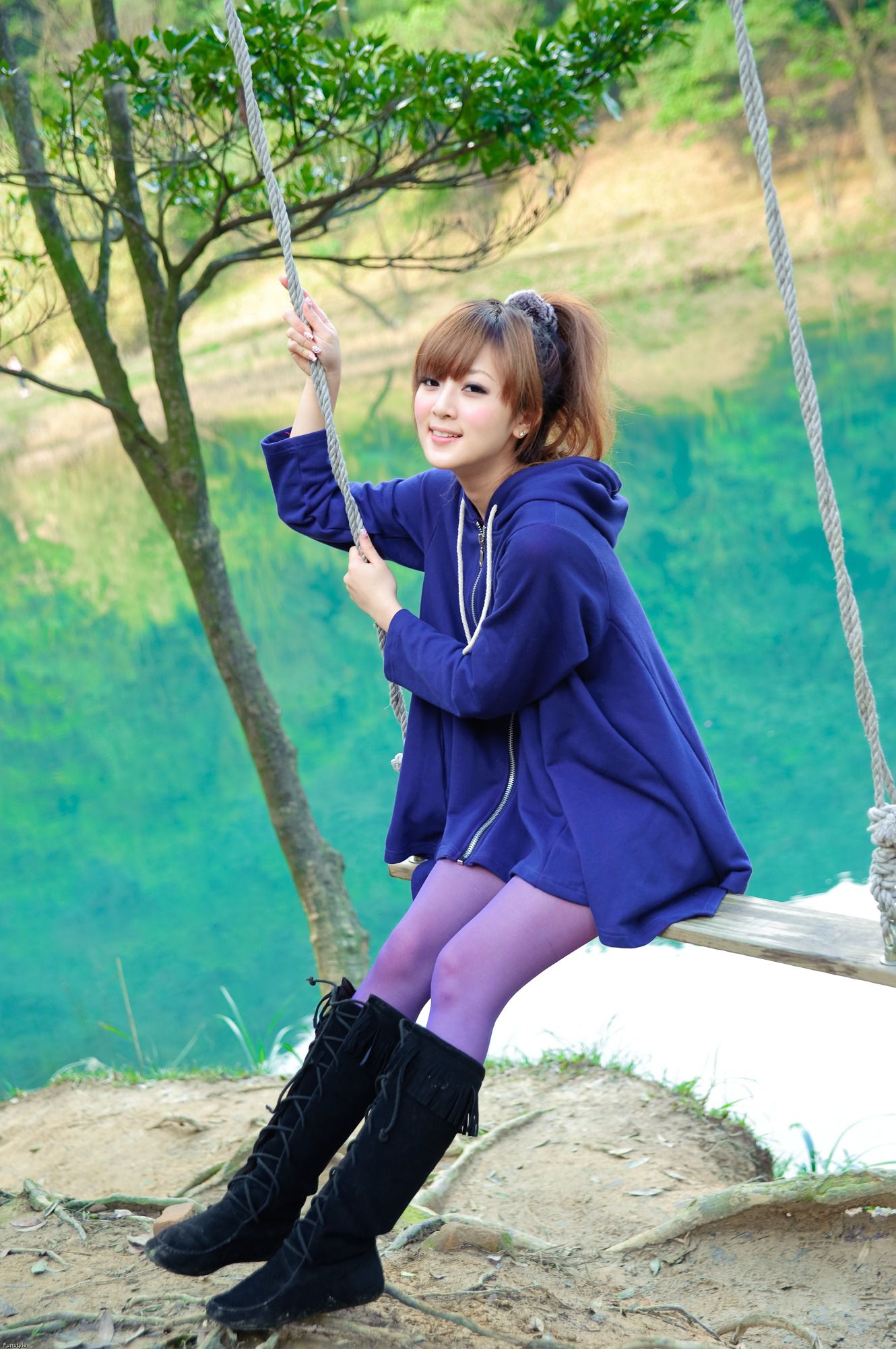 台湾女神果子MM《新山夢湖外拍》-图27