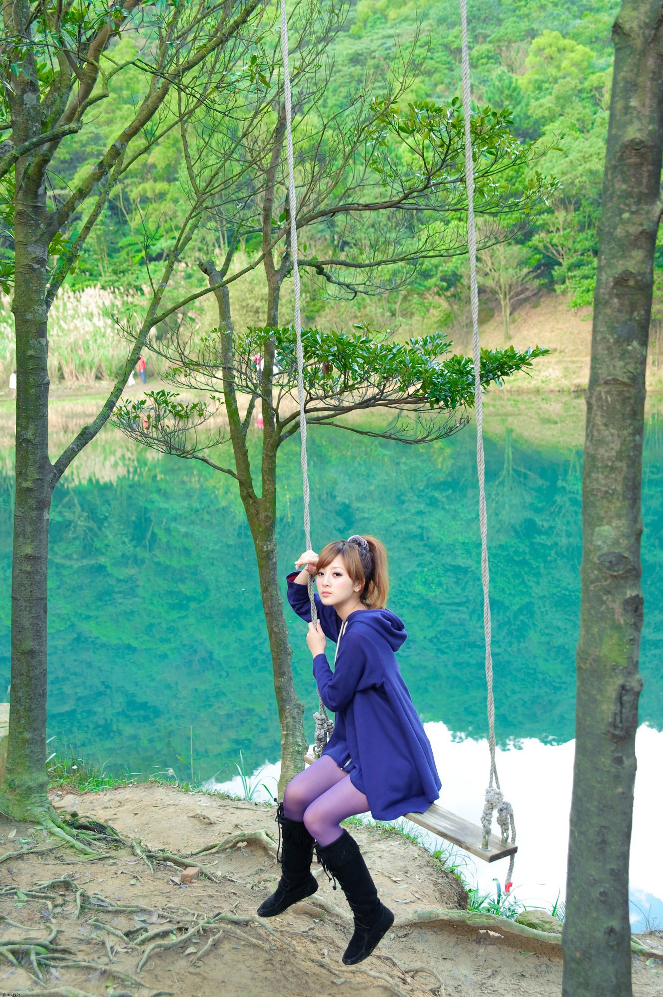 台湾女神果子MM《新山夢湖外拍》-图30