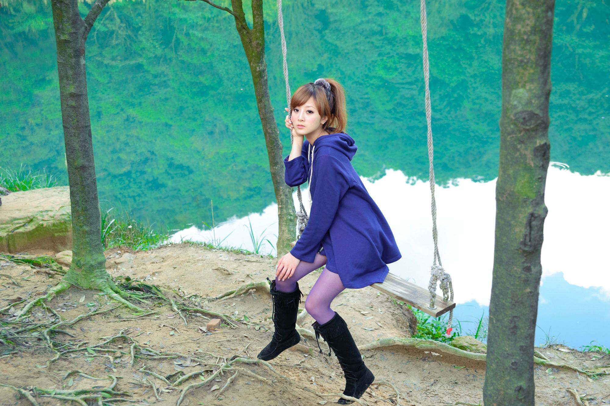 台湾女神果子MM《新山夢湖外拍》-图31