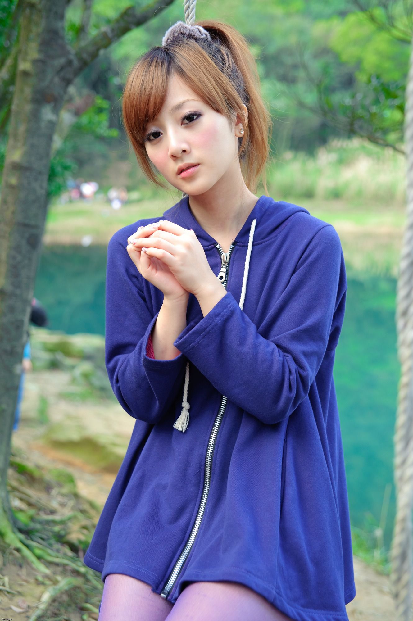 台湾女神果子MM《新山夢湖外拍》-图37