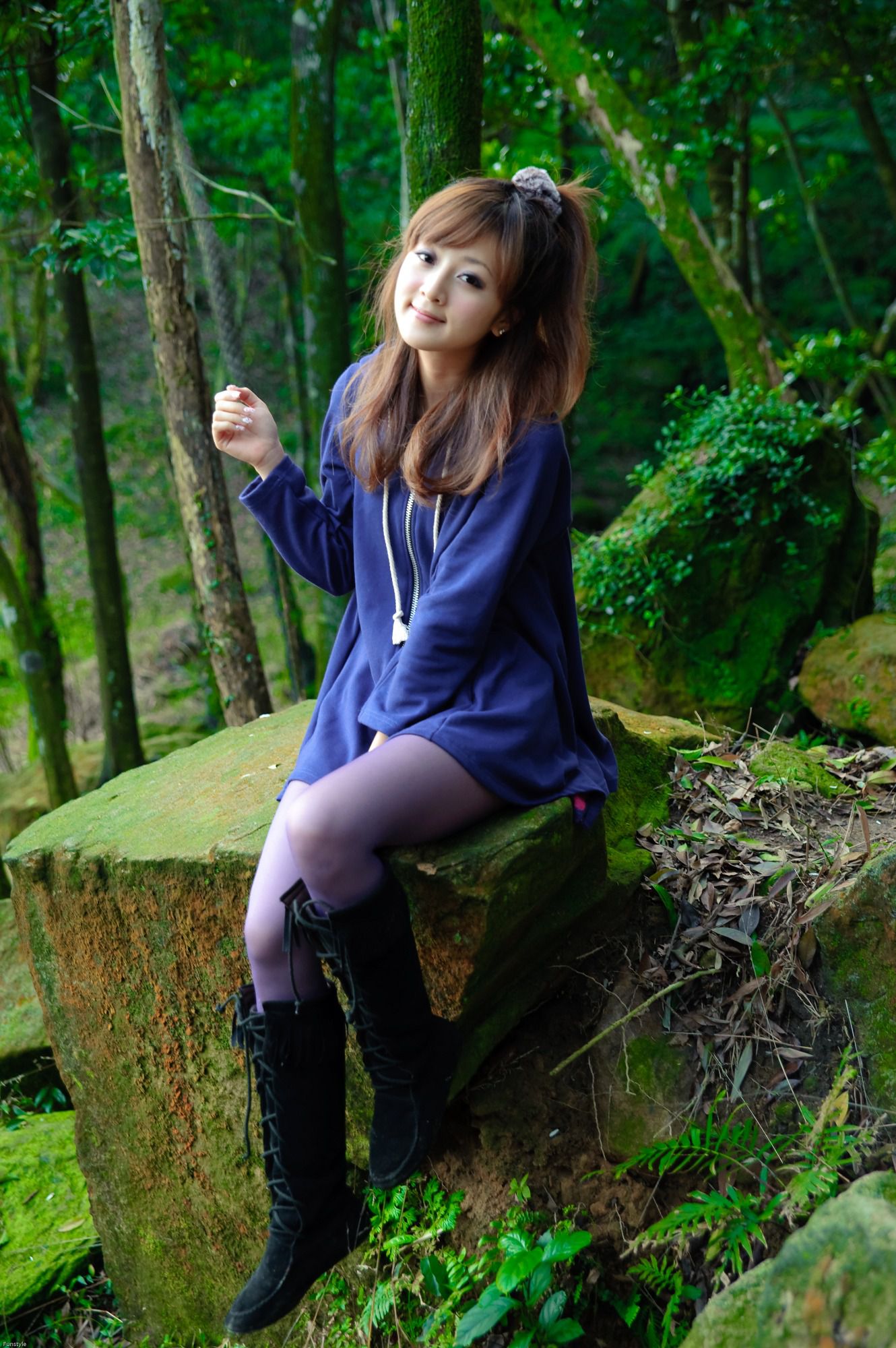 台湾女神果子MM《新山夢湖外拍》-图53