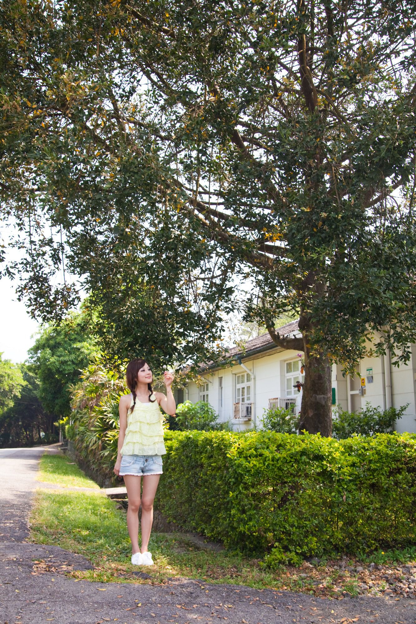 台湾美女果子MM《陽明山美軍宿舍外拍》第2部-图16