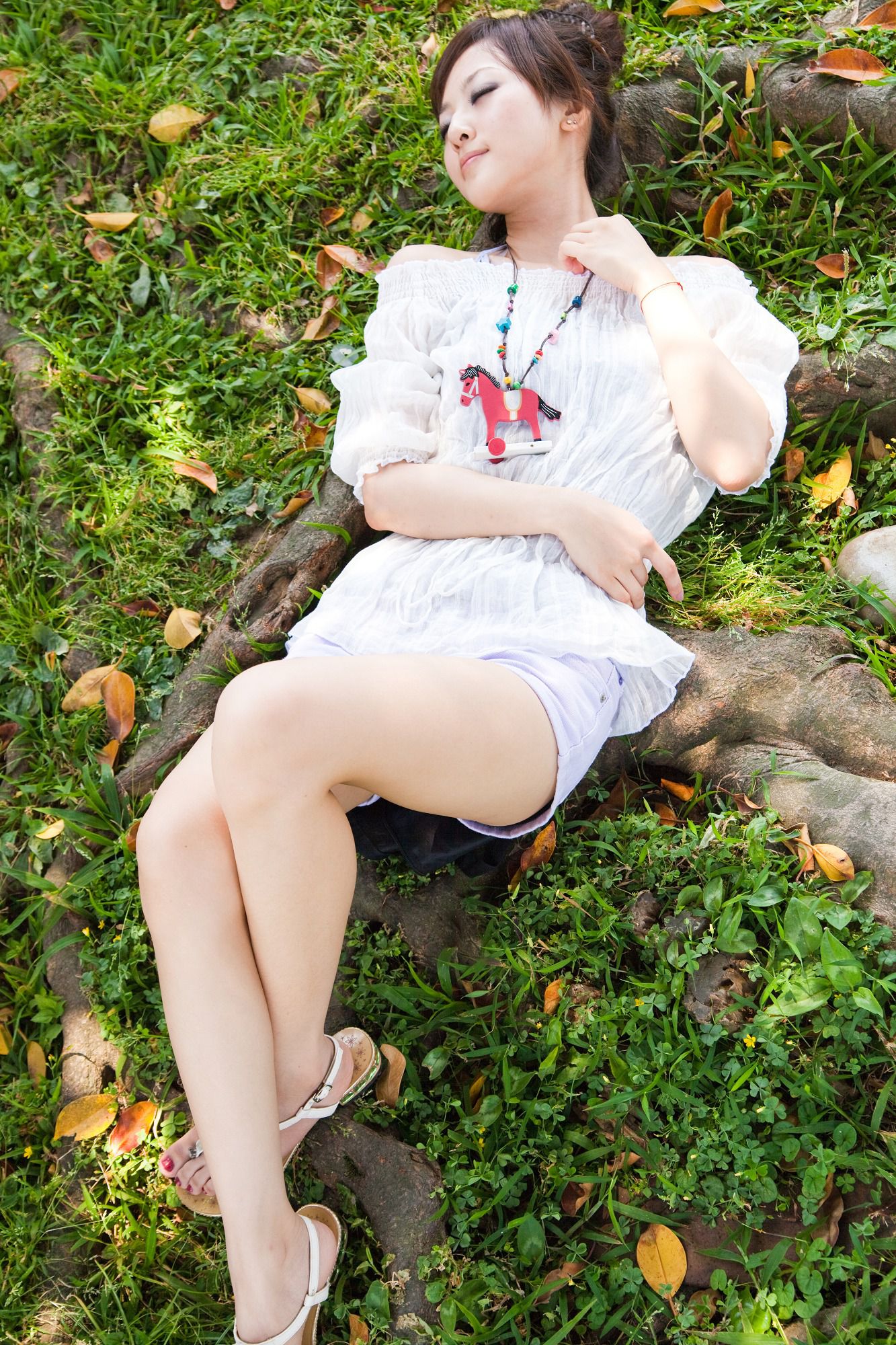 台湾美女果子MM《陽明山美軍宿舍外拍》第2部-图56