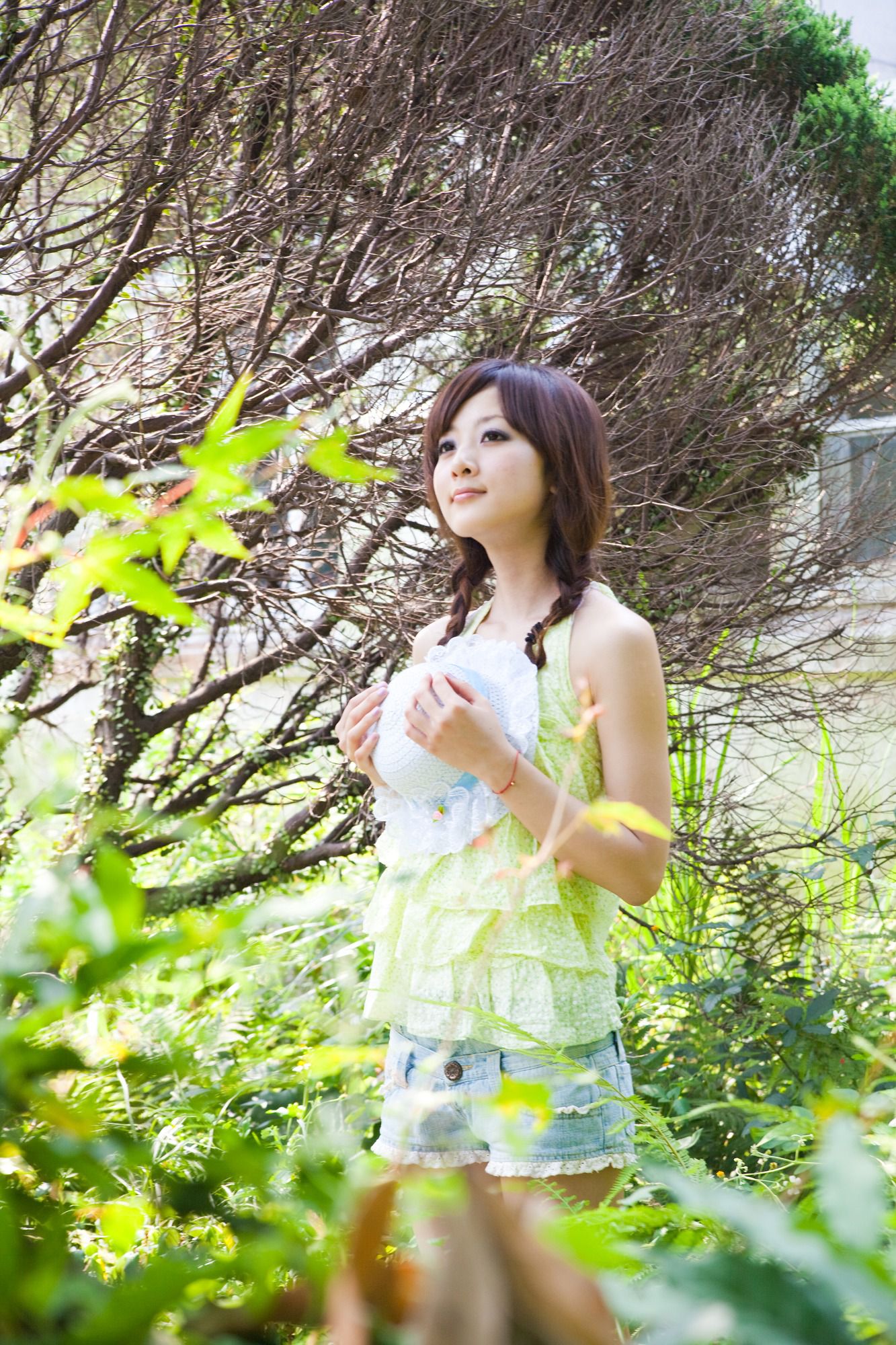 台湾美女果子MM《陽明山美軍宿舍外拍》第2部-图5