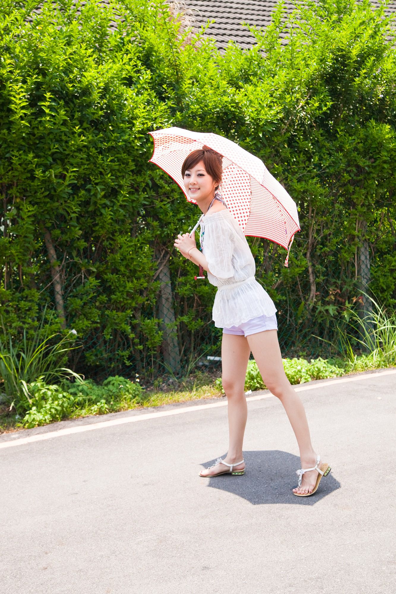 台湾美女果子MM《陽明山美軍宿舍外拍》第2部-图86