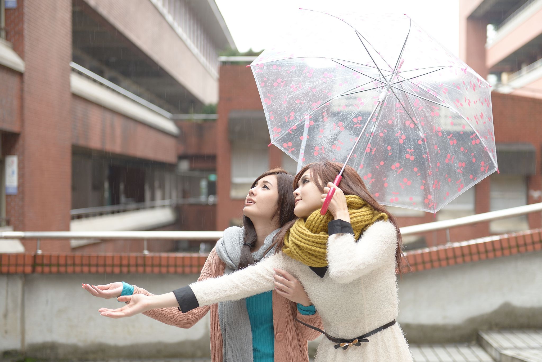 鲔鱼/徐玮吟+蔡小潔《室拍+外拍》写真合集-图30