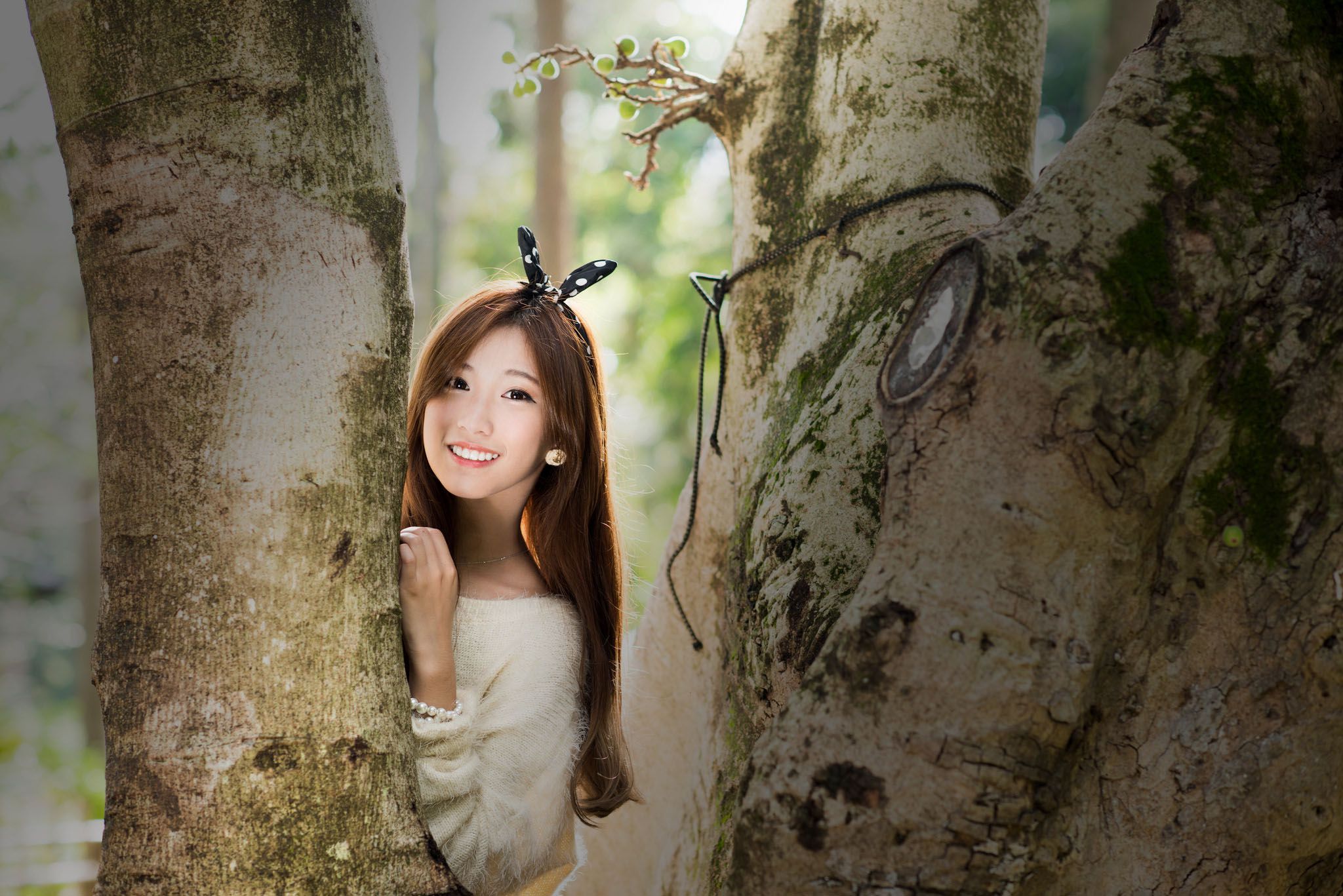 宅男女神张楚珊《外拍甜美蝴蝶节妹子》-图1