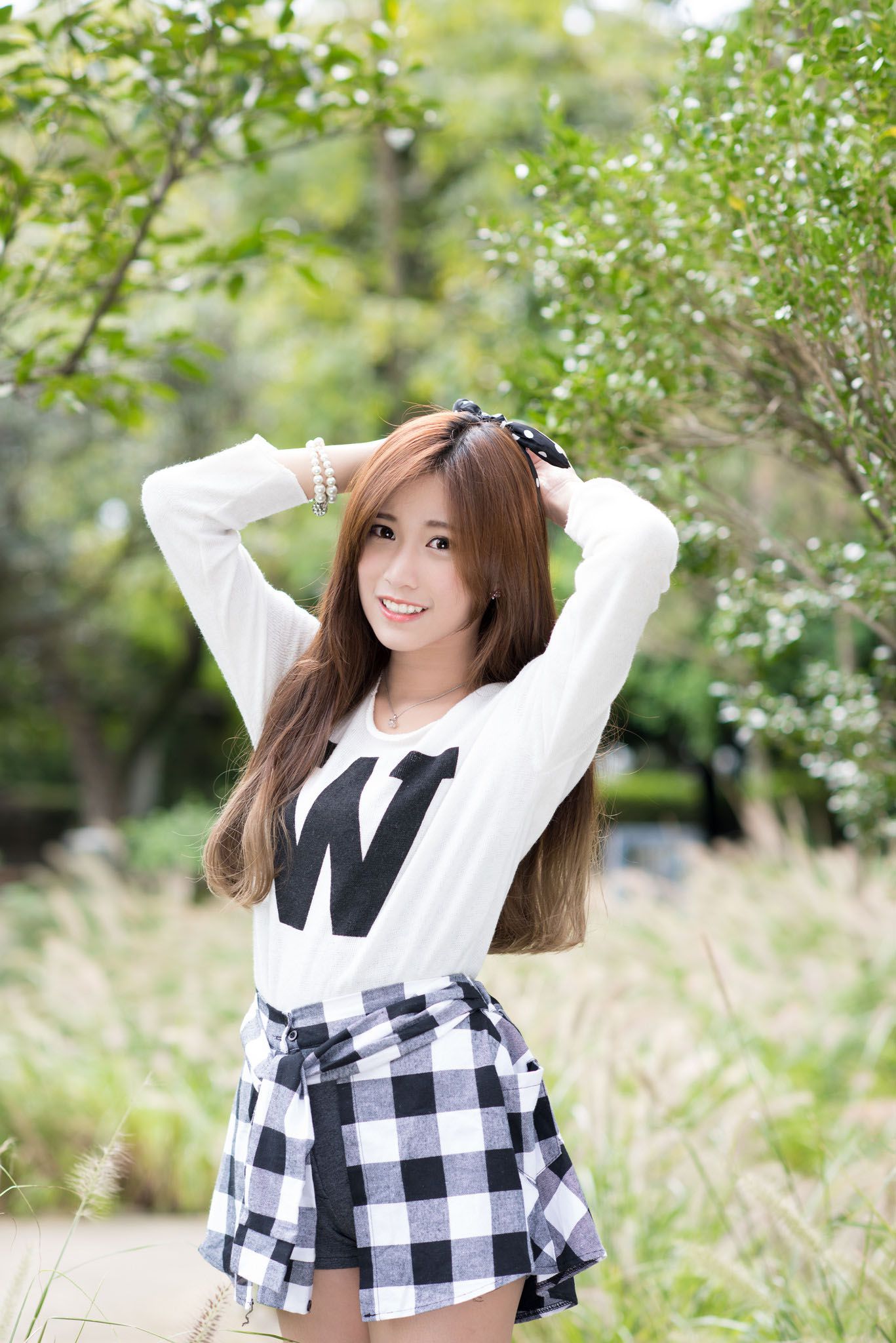 宅男女神张楚珊《外拍甜美蝴蝶节妹子》-图36