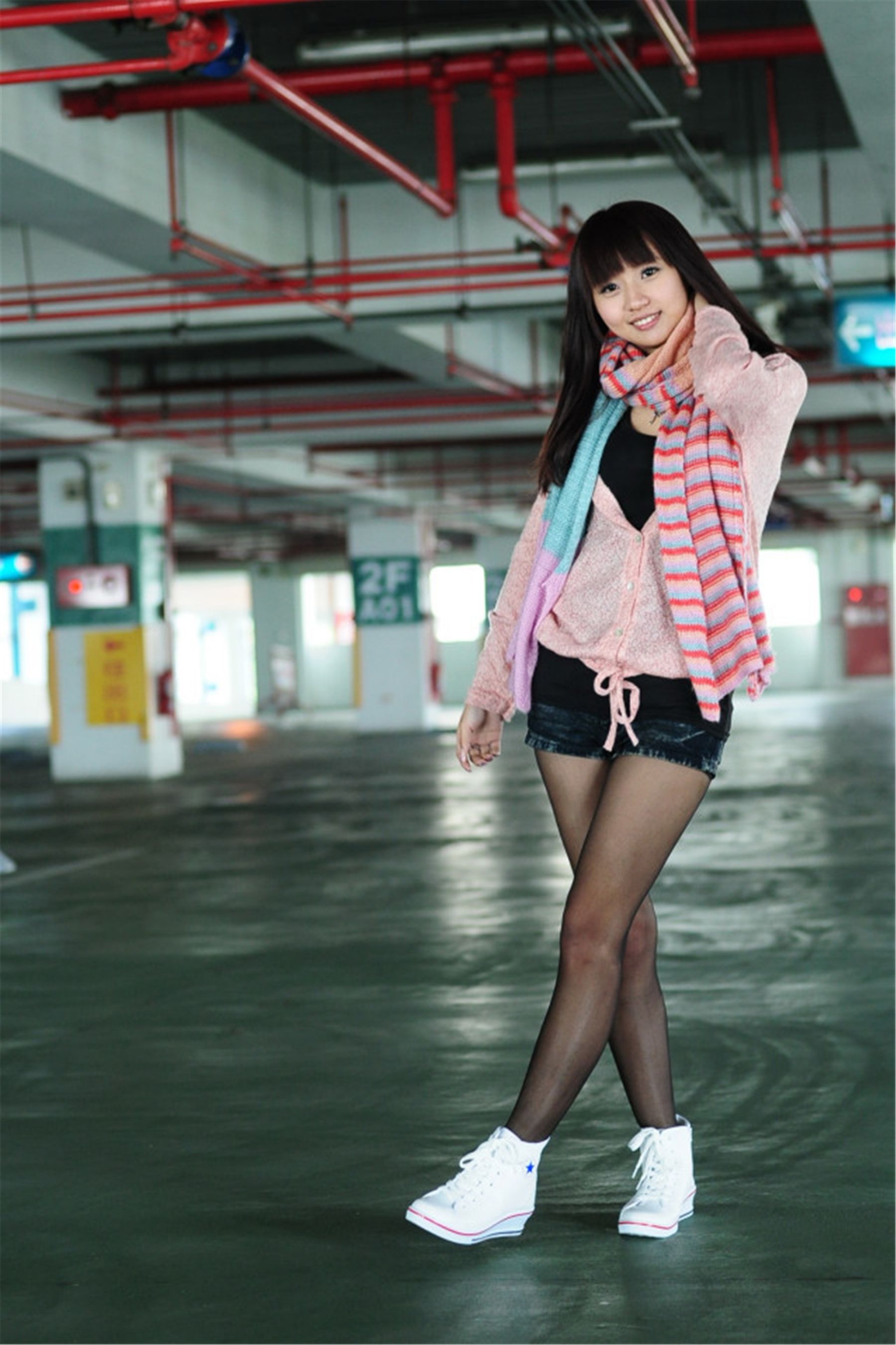 台湾妹子希希《可爱街拍图片》写真合集-图34