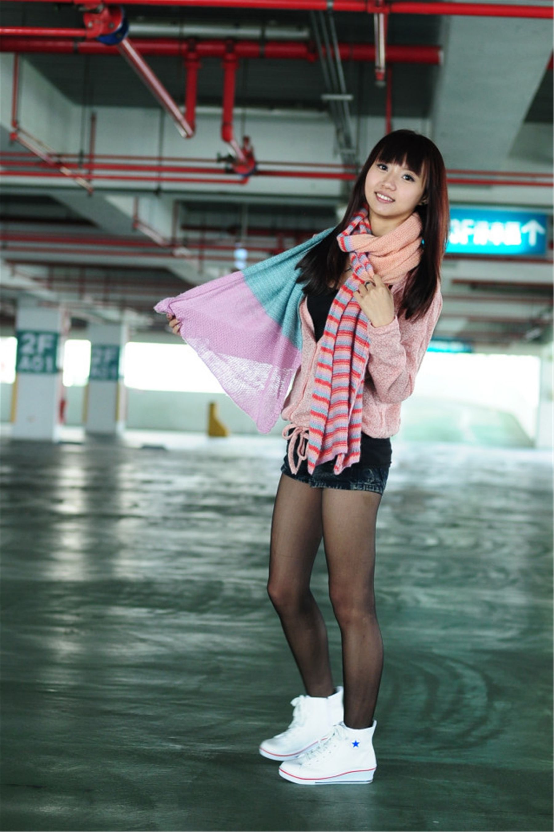 台湾妹子希希《可爱街拍图片》写真合集-图35