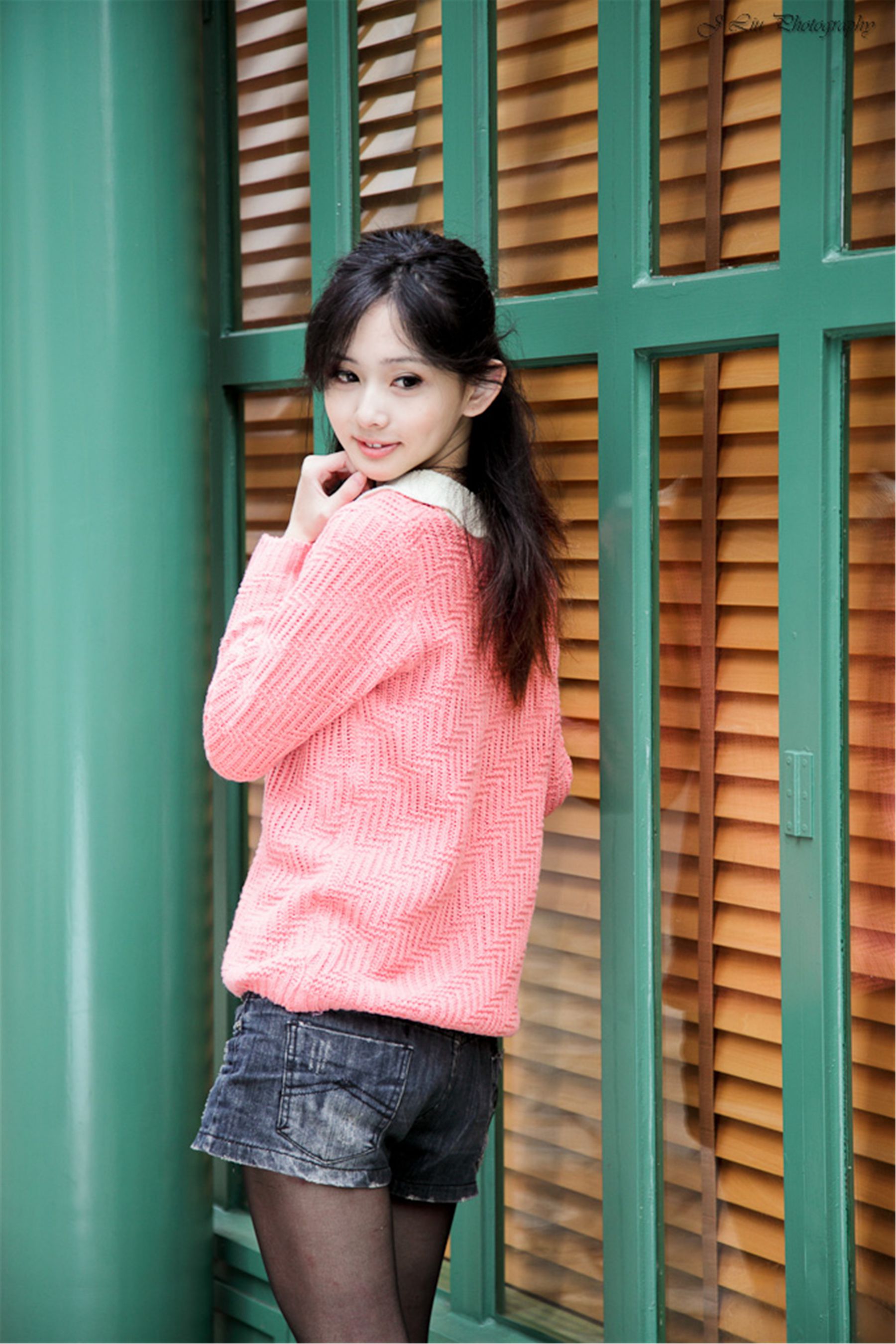 台湾正妹梅杜莎《台北東區外拍》-图63