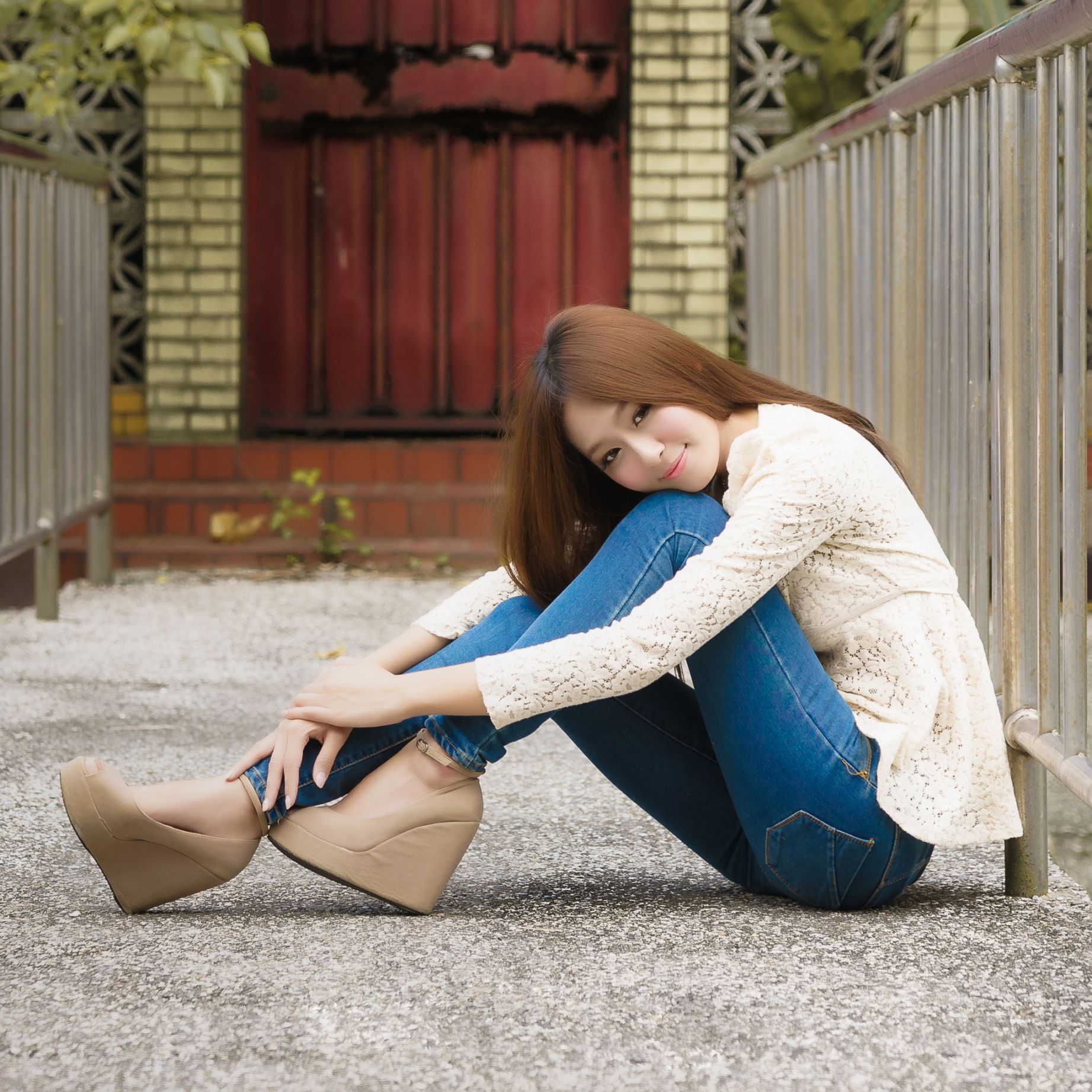 winnie小雪/庄温妮《紧身牛仔裤系列外拍》-图0