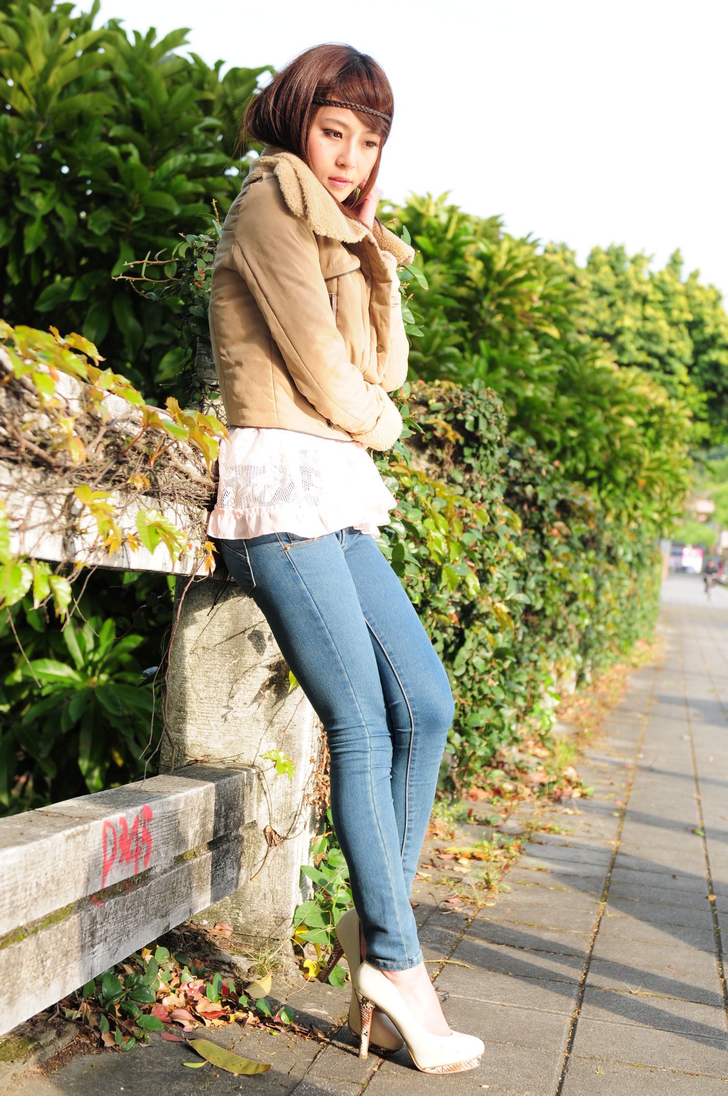 winnie小雪/庄温妮《紧身牛仔裤系列外拍》-图19