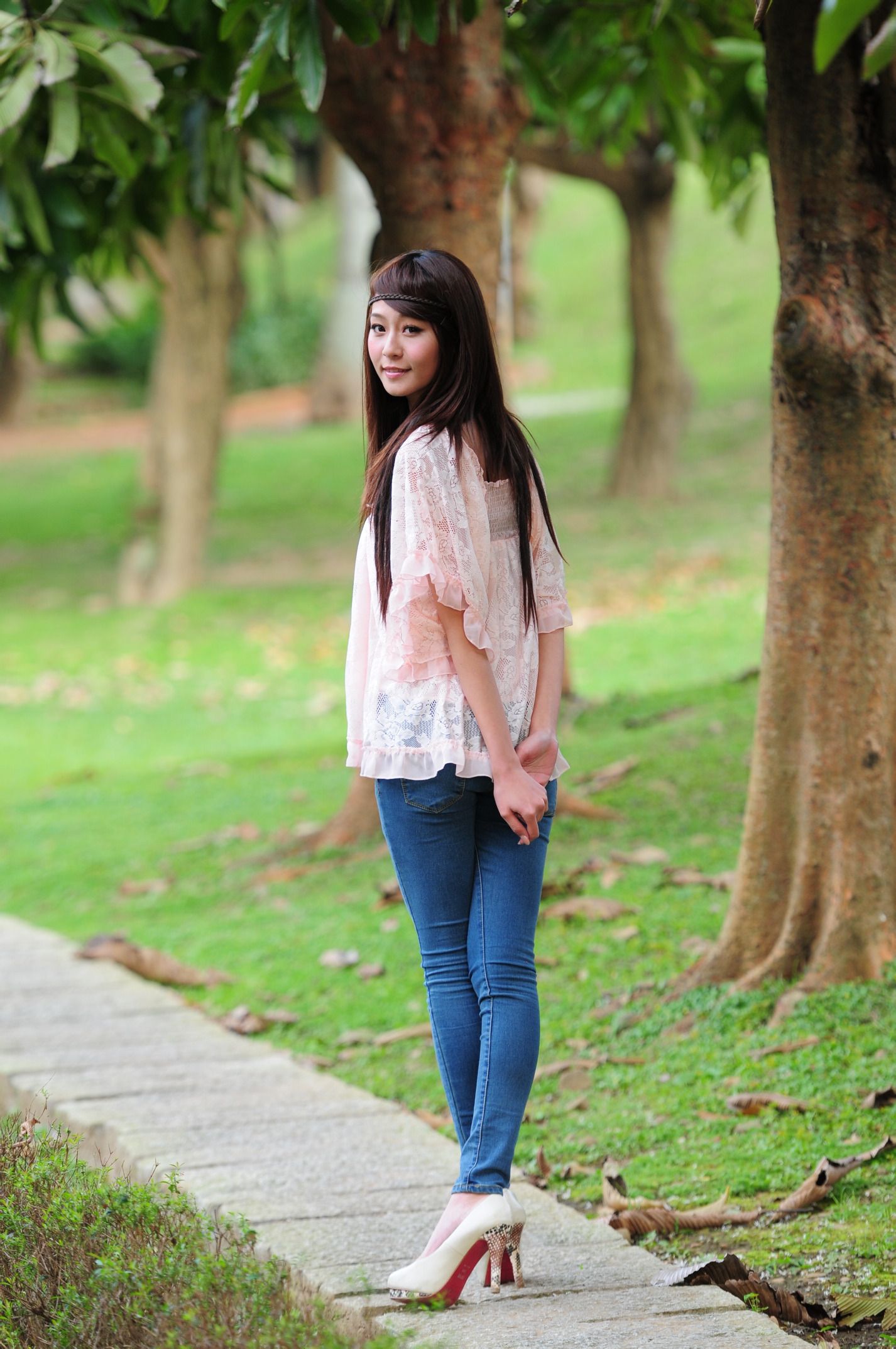 winnie小雪/庄温妮《紧身牛仔裤系列外拍》-图31