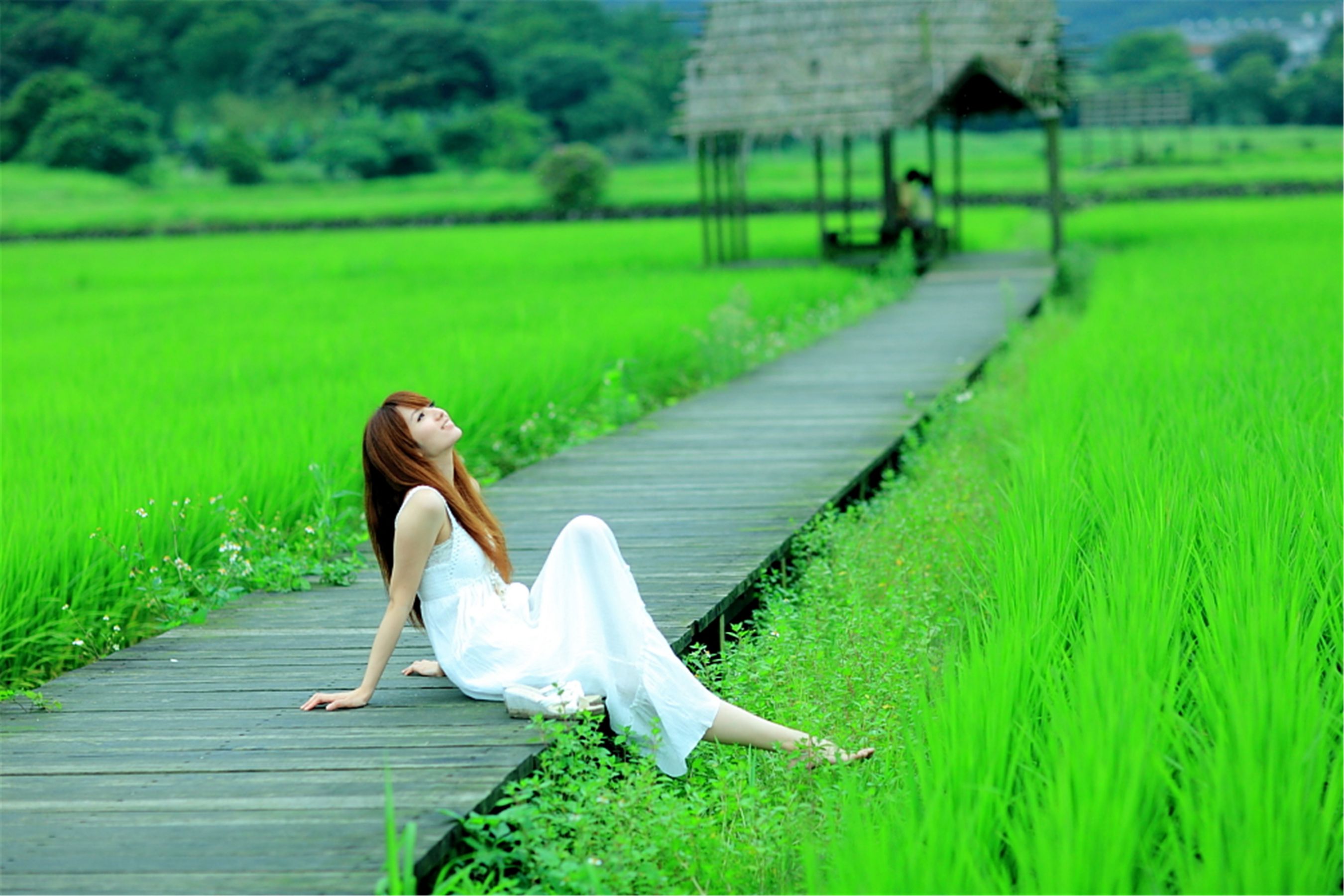 台湾正妹小静《农场初夏田园风光》唯美白裙系列-图9