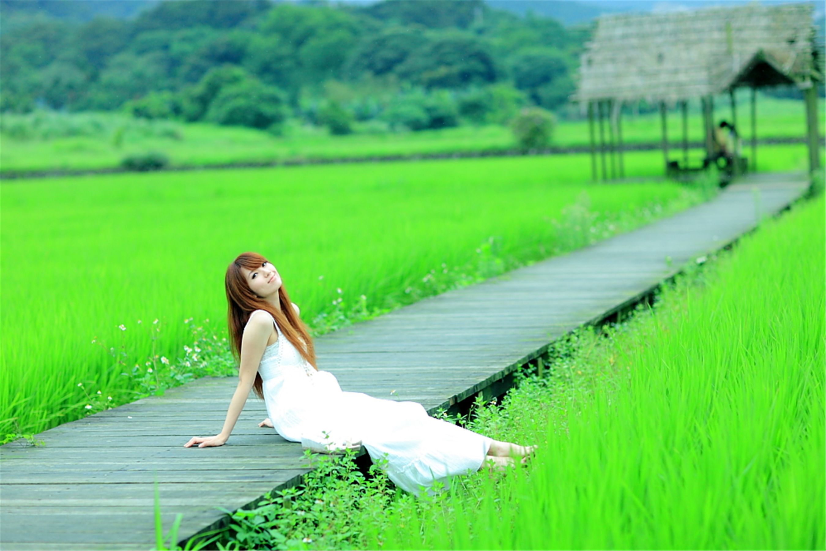 台湾正妹小静《农场初夏田园风光》唯美白裙系列-图10