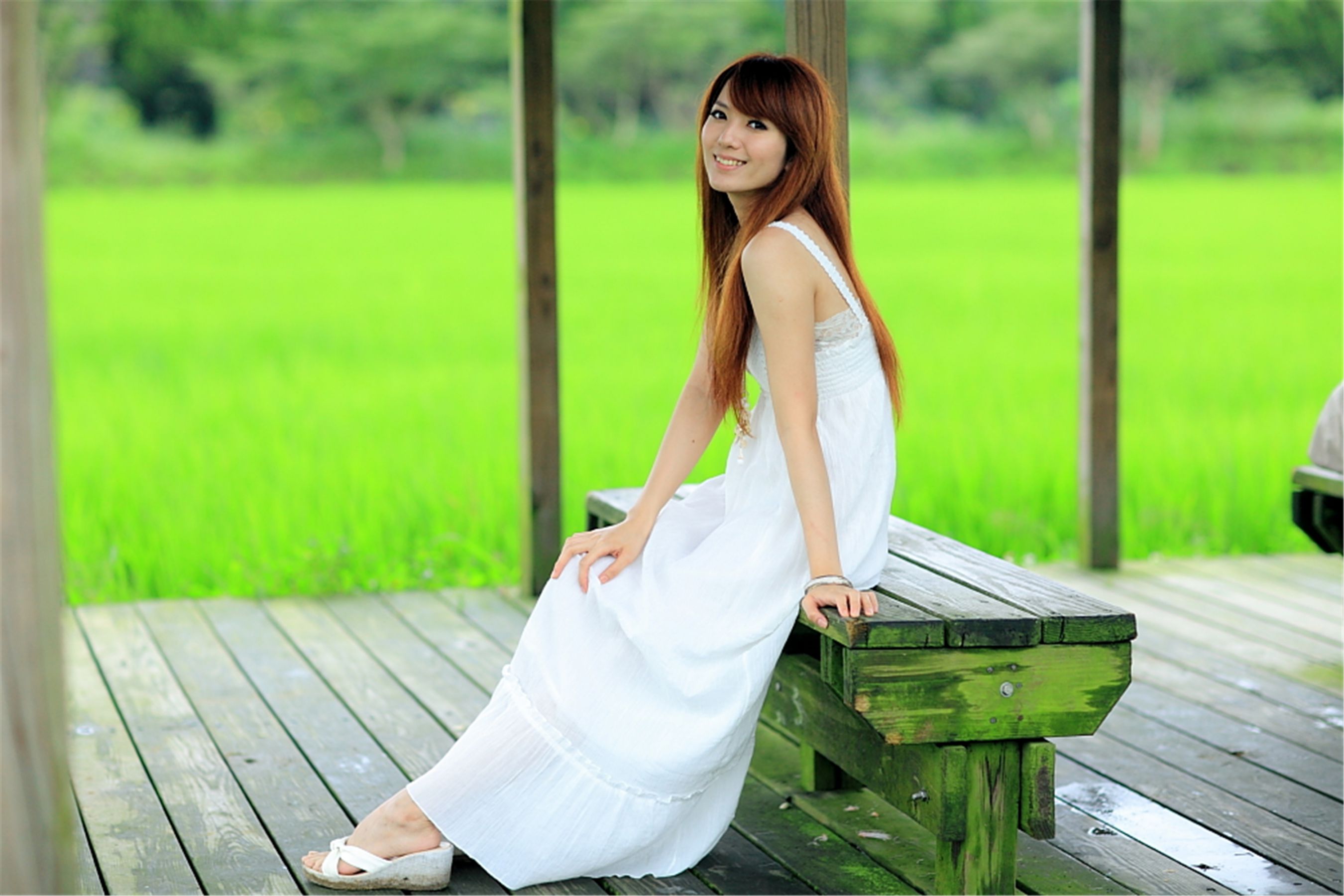 台湾正妹小静《农场初夏田园风光》唯美白裙系列-图13