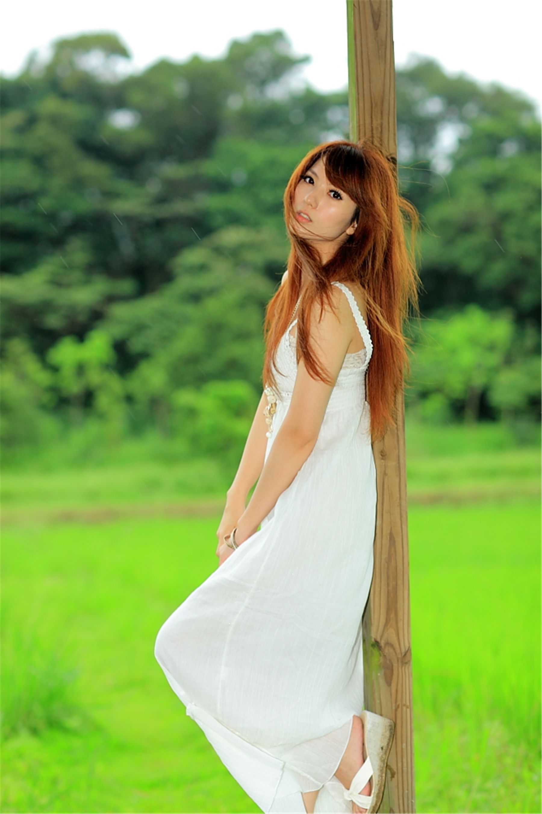 台湾正妹小静《农场初夏田园风光》唯美白裙系列-图24