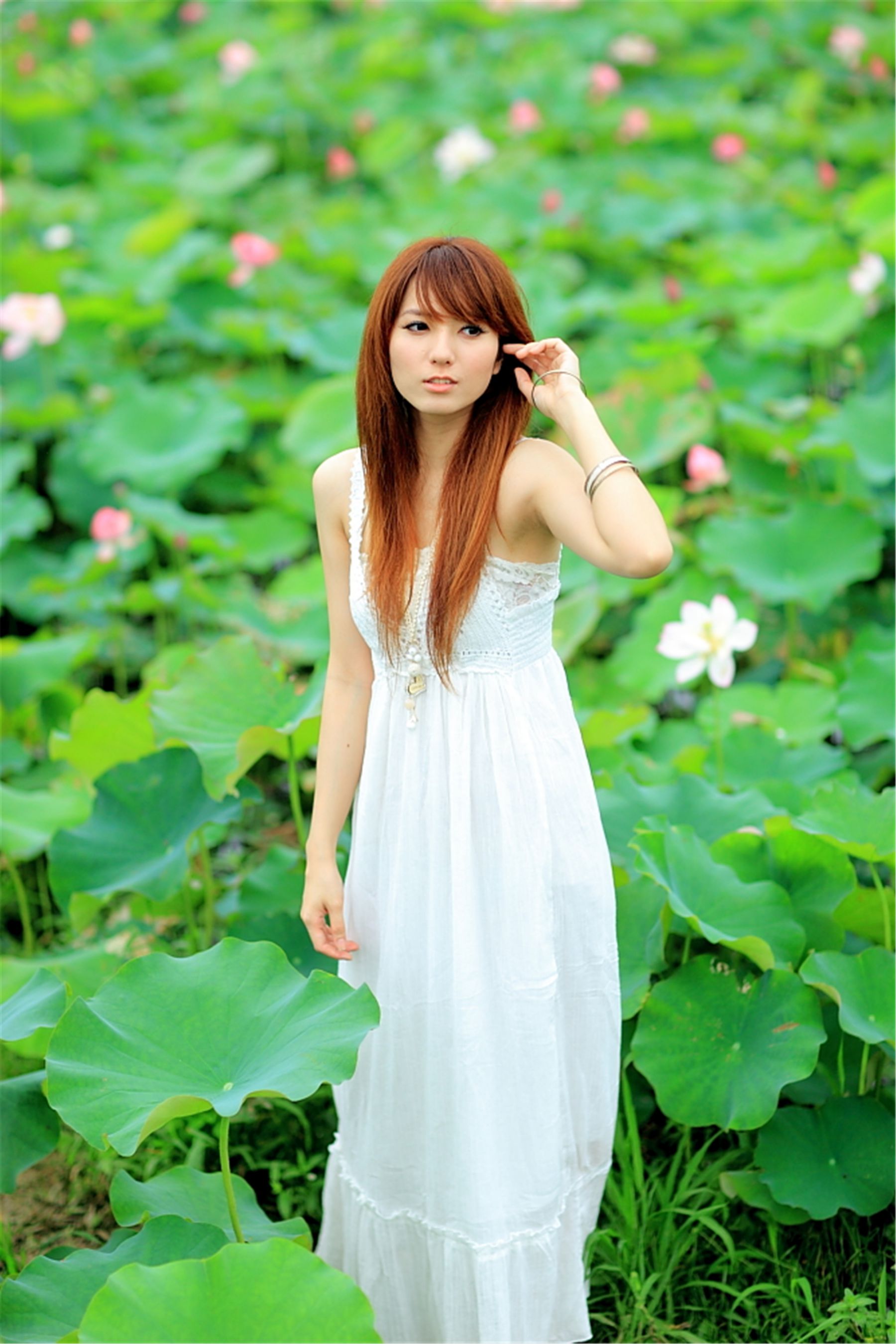 台湾正妹小静《农场初夏田园风光》唯美白裙系列-图66