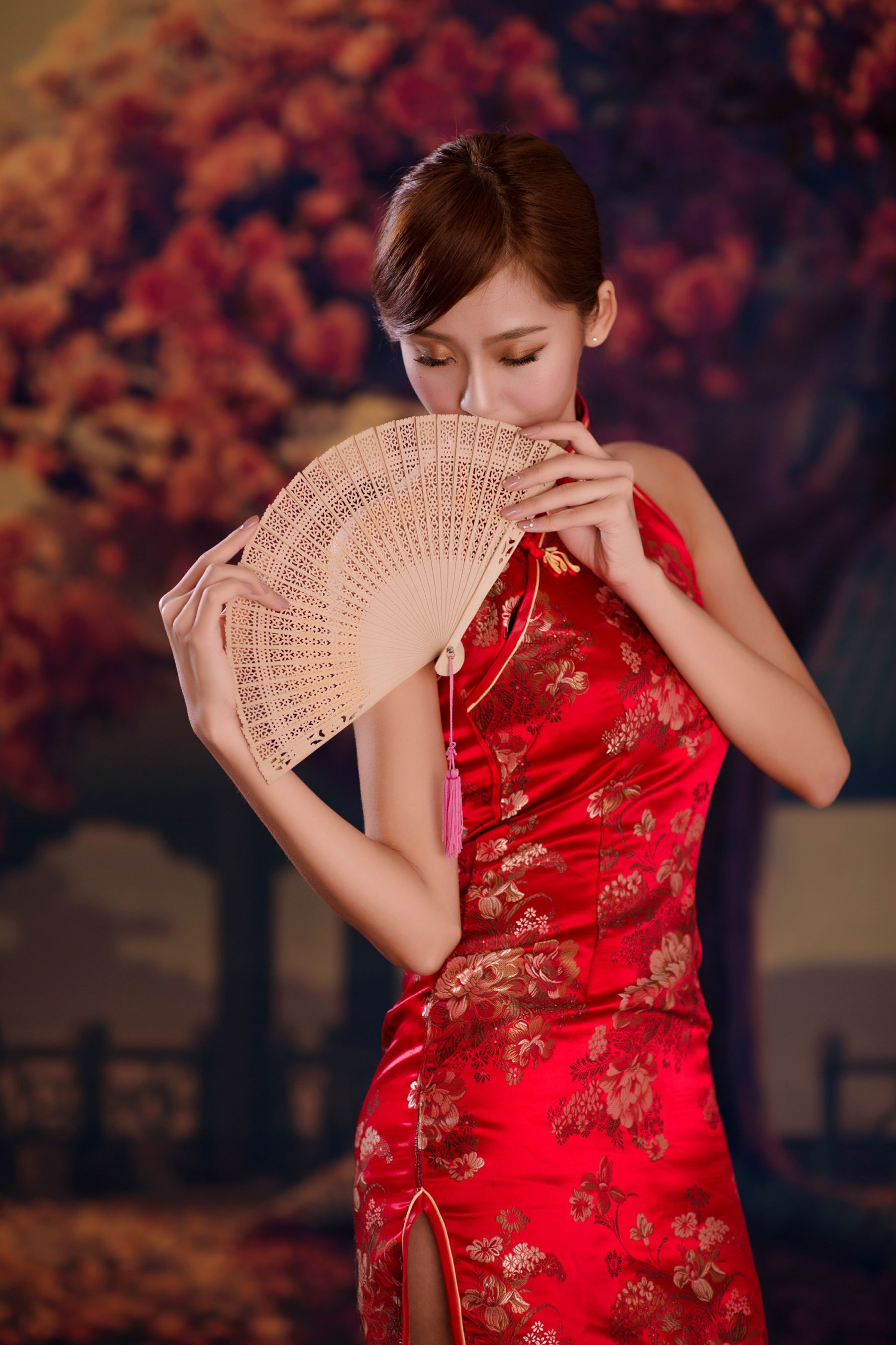 台湾女神Winnie小雪《古典红色旗袍》-图2