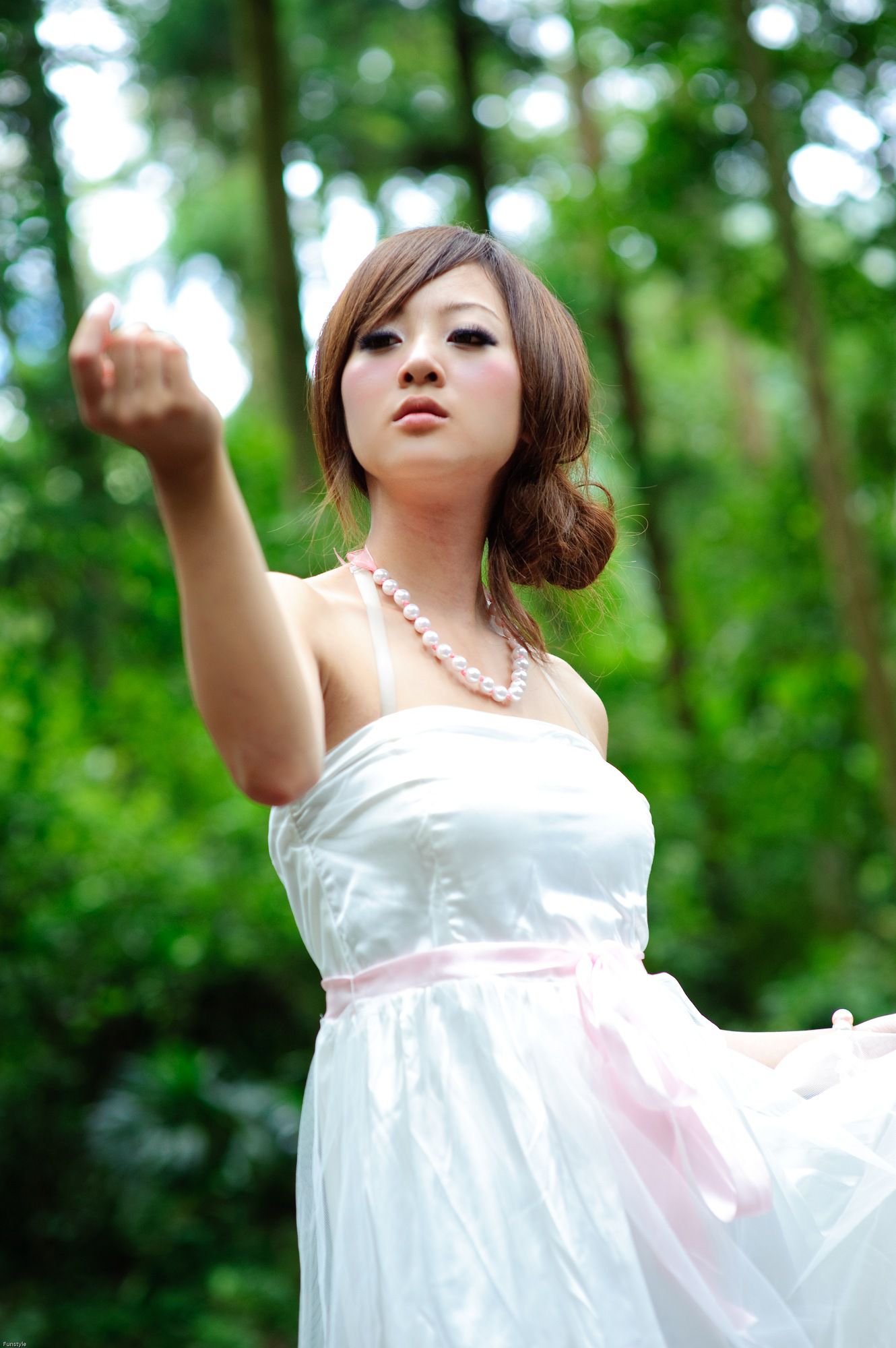 果子MM/Mikako《白色圓舞曲 + 黑色執念》外拍-图44