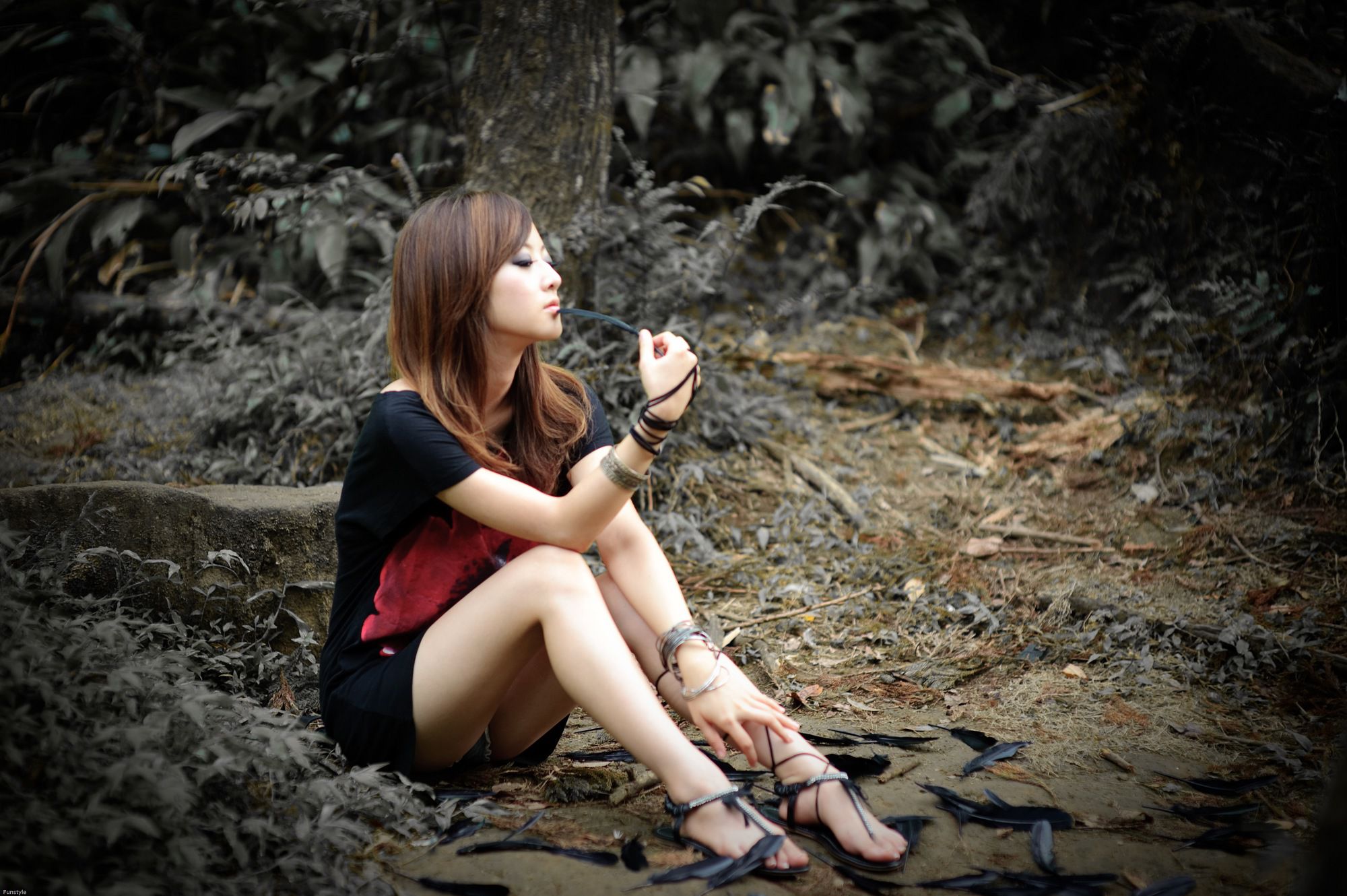 果子MM/Mikako《白色圓舞曲 + 黑色執念》外拍-图80