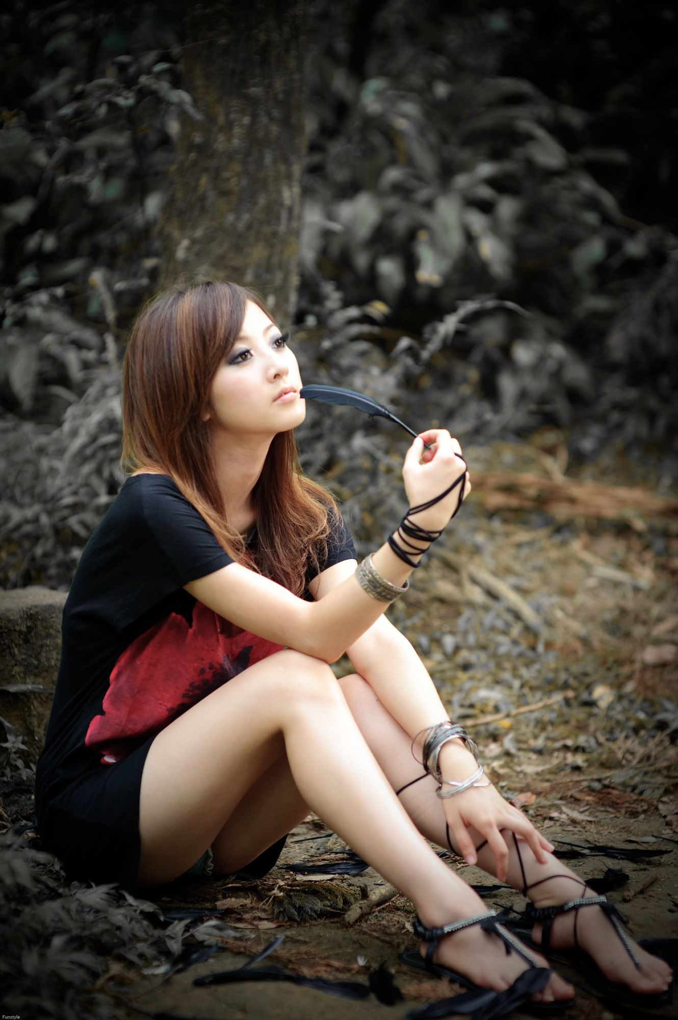 果子MM/Mikako《白色圓舞曲 + 黑色執念》外拍-图82