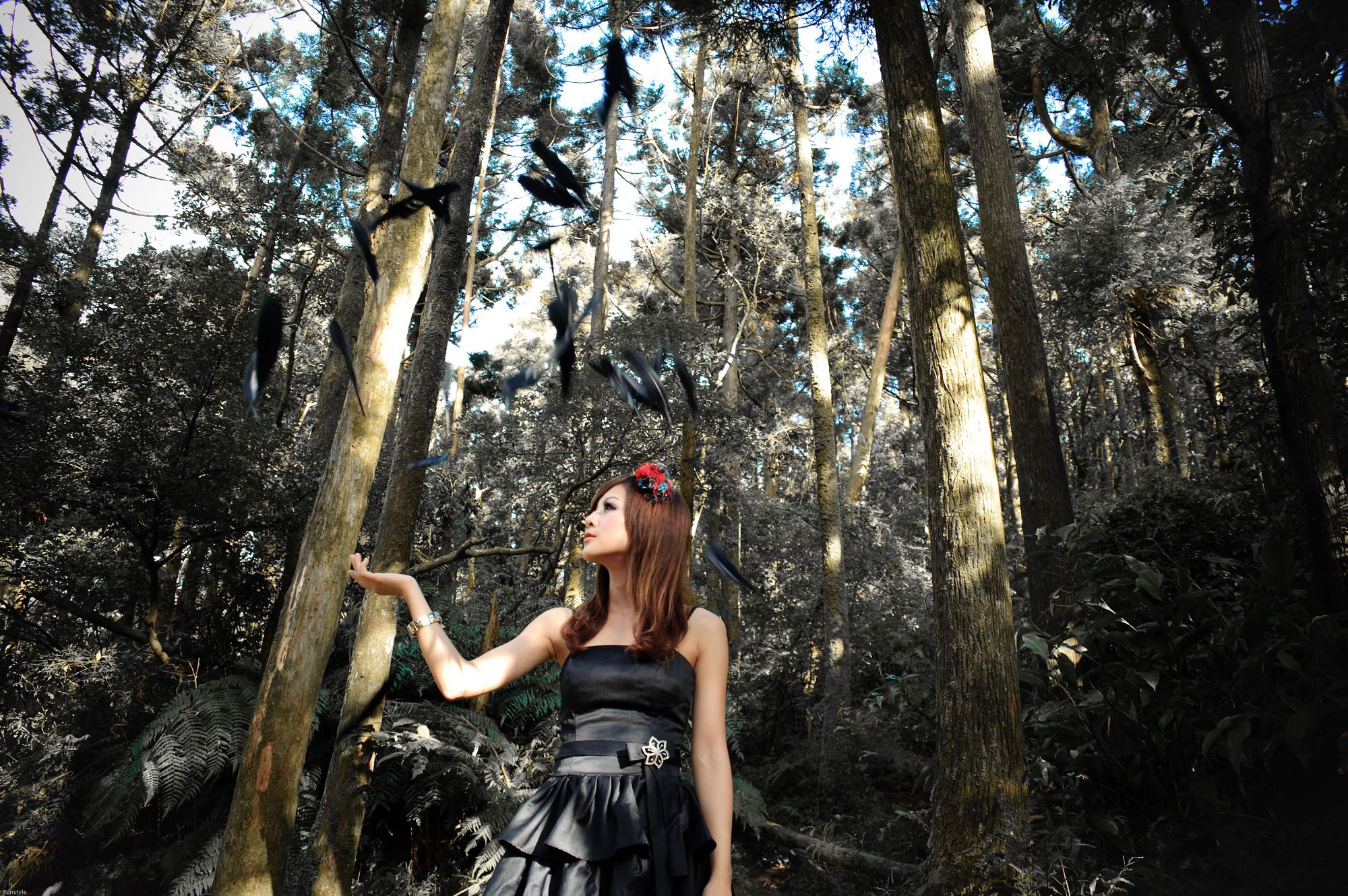 果子MM/Mikako《白色圓舞曲 + 黑色執念》外拍-图87