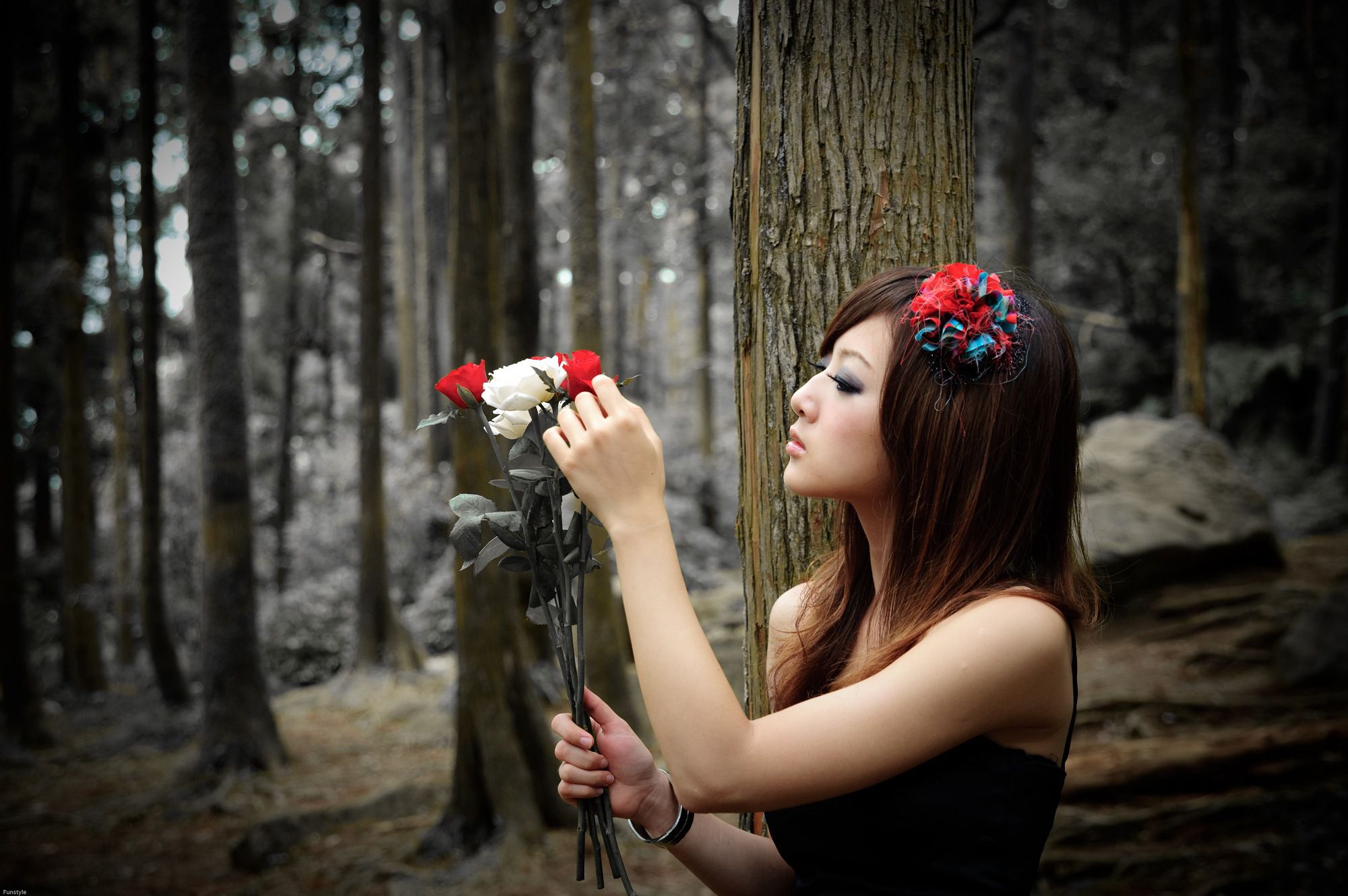 果子MM/Mikako《白色圓舞曲 + 黑色執念》外拍-图93