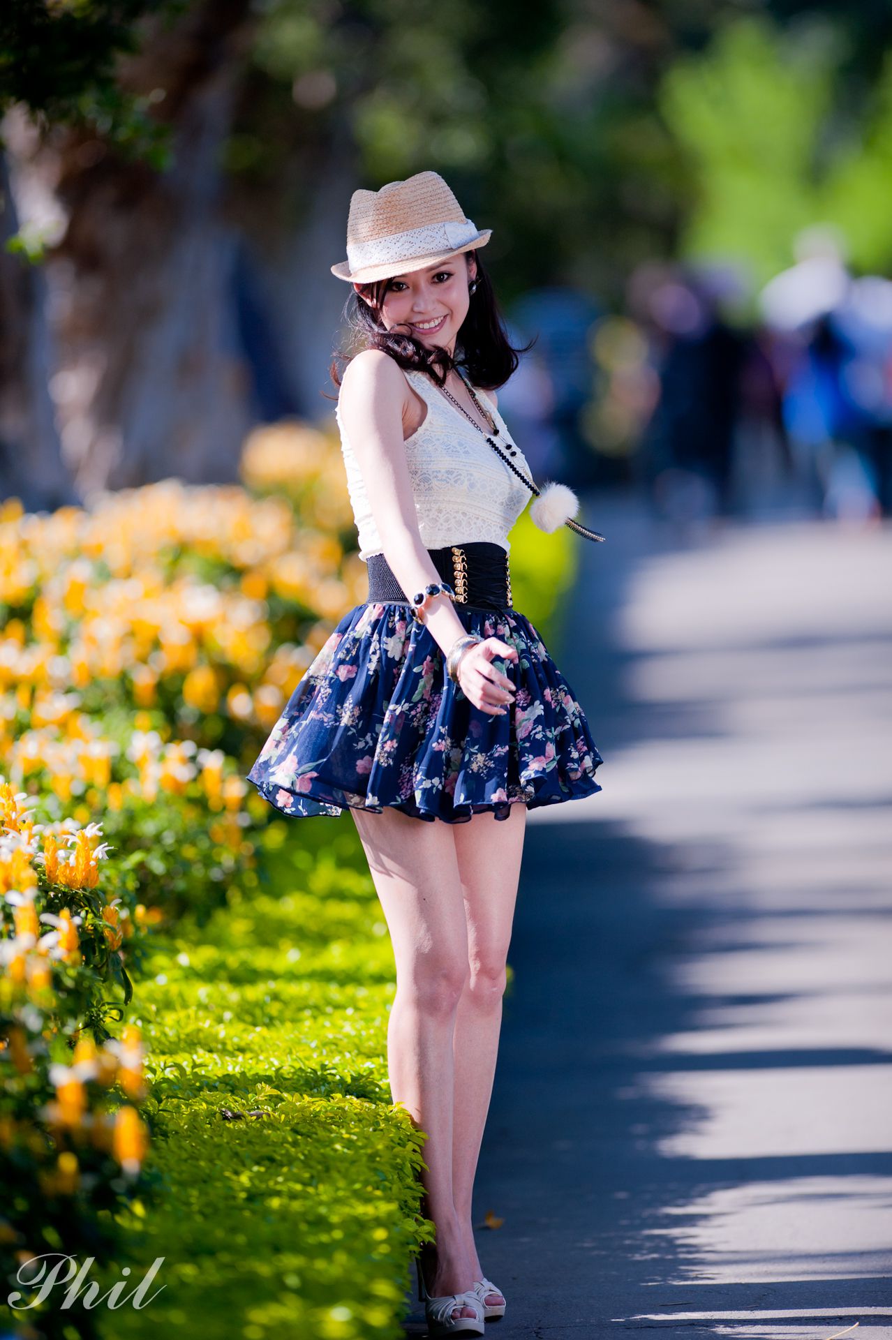 Beautyleg腿模Avy《连衣裙公园外拍》-图16