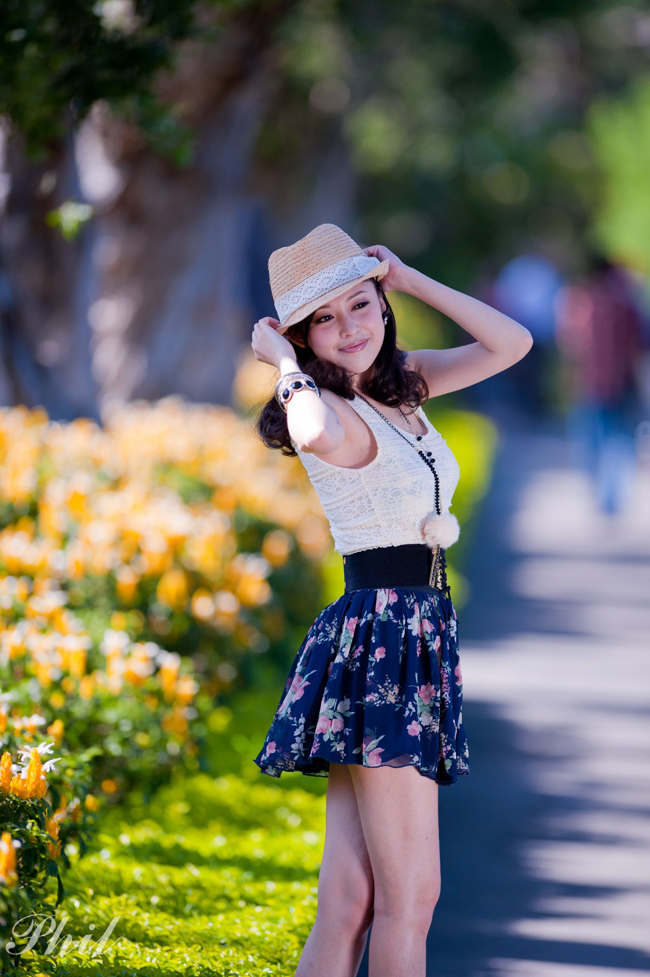 Beautyleg腿模Avy《连衣裙公园外拍》-图2