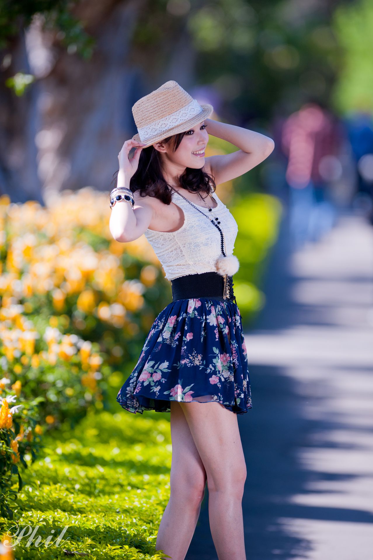 Beautyleg腿模Avy《连衣裙公园外拍》-图3