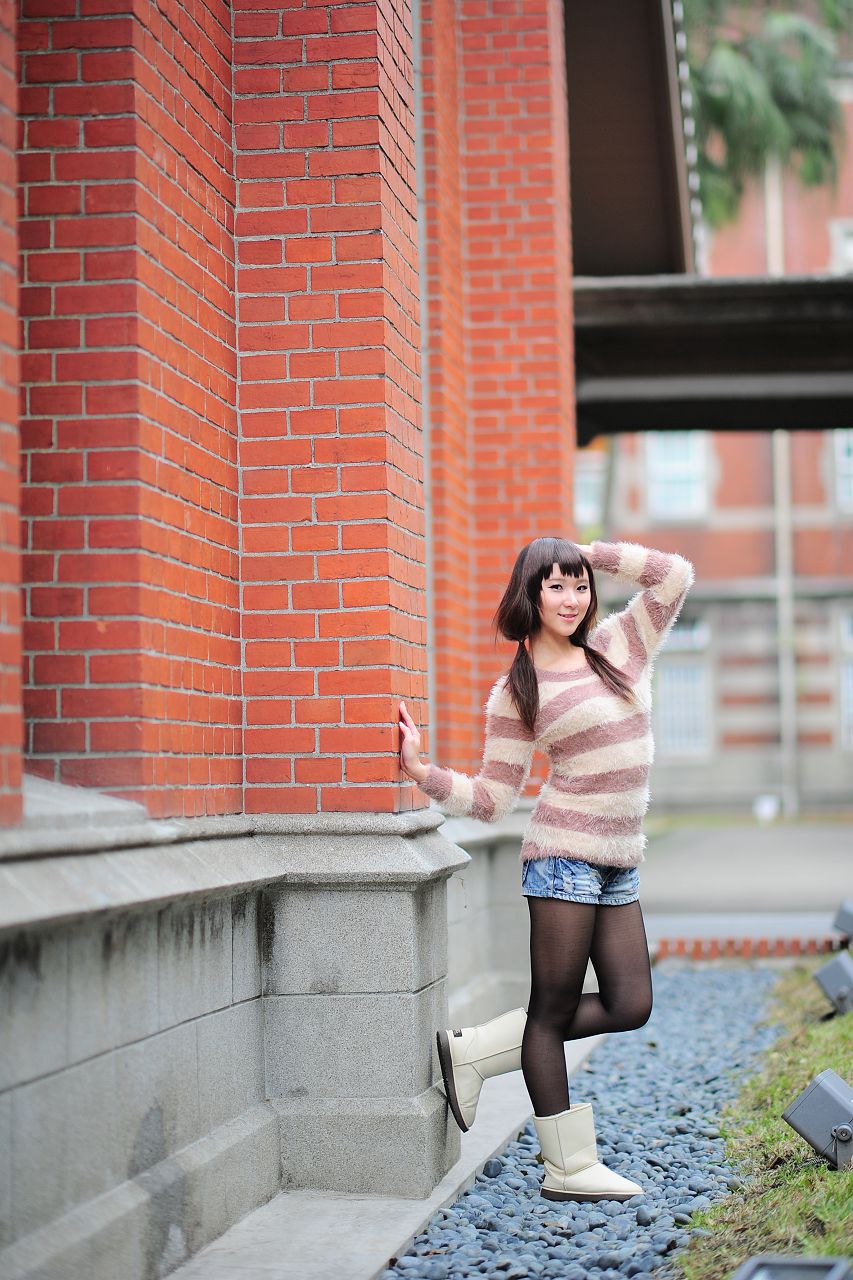 台湾黑丝芭比娃娃美女外拍-图13