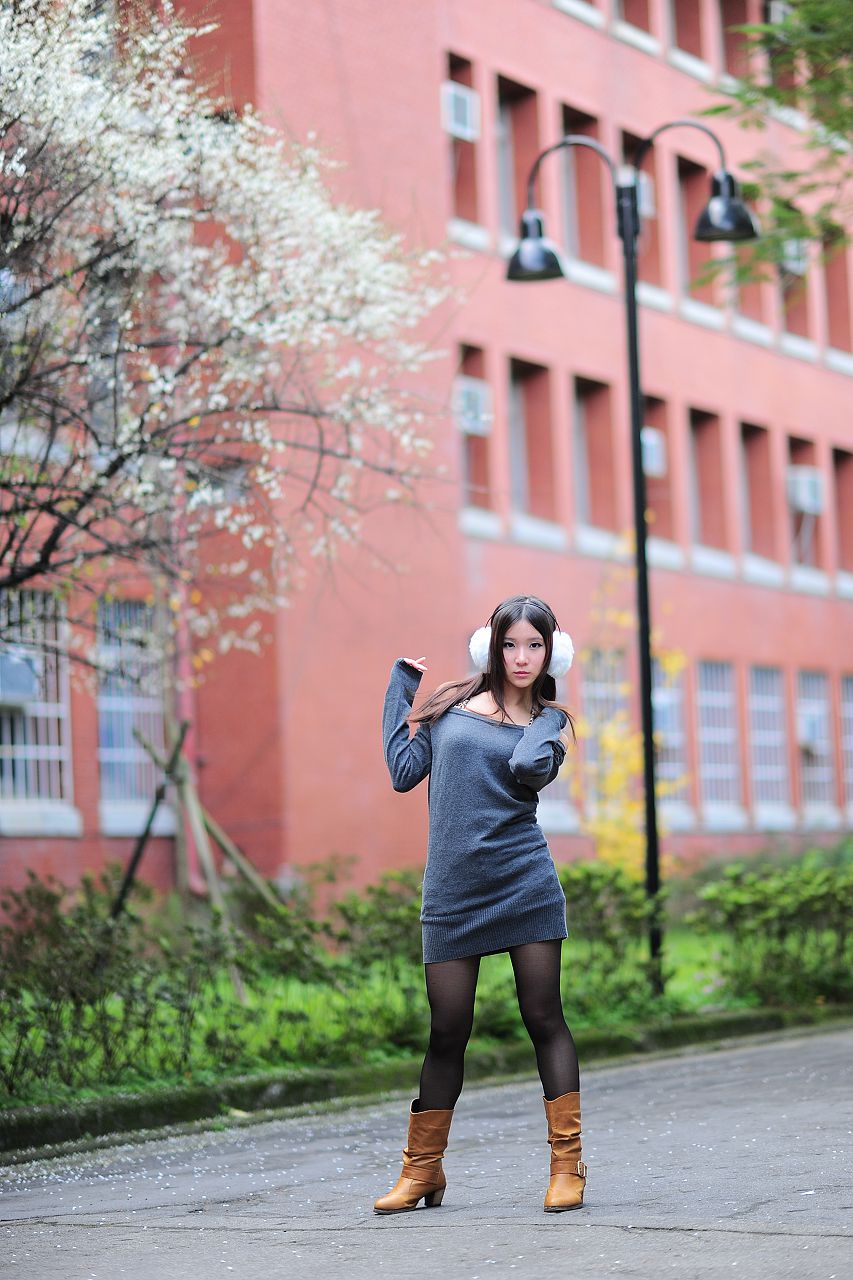 台湾黑丝芭比娃娃美女外拍-图29