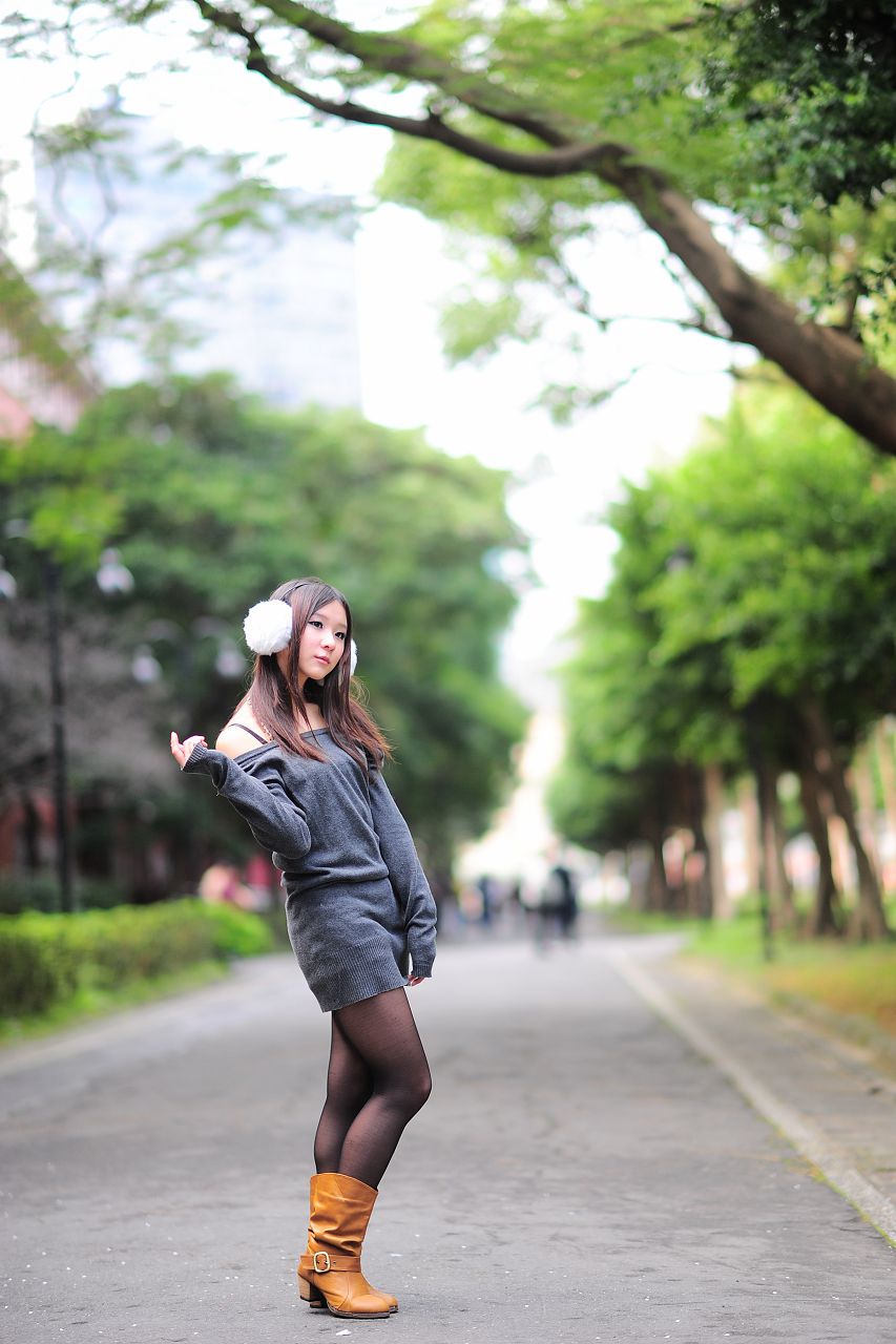 台湾黑丝芭比娃娃美女外拍-图37