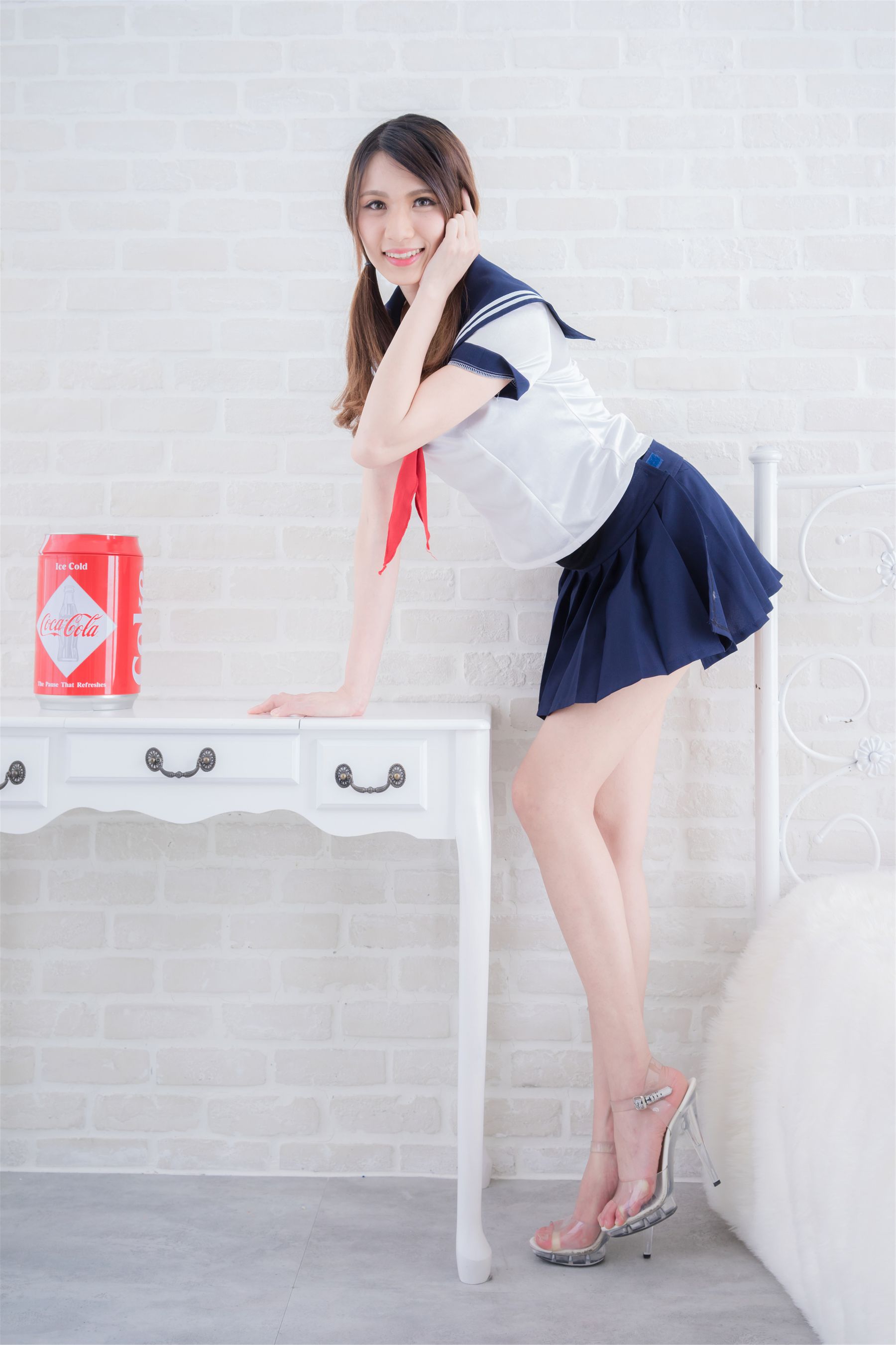 台湾正妹Candice蔡译心《清新水手服学妹》-图10