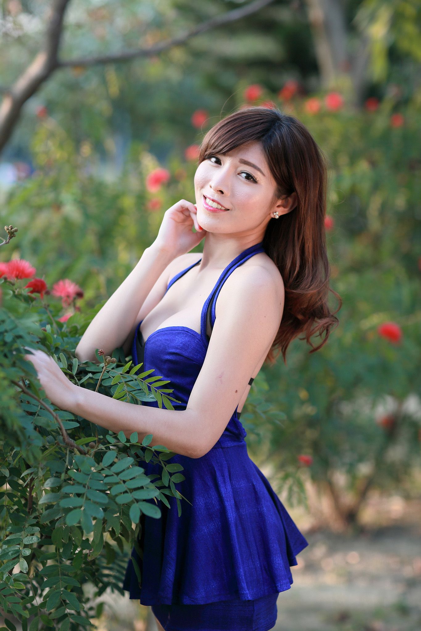 冰山美人廖坎蒂《初夏公园外拍》-图21