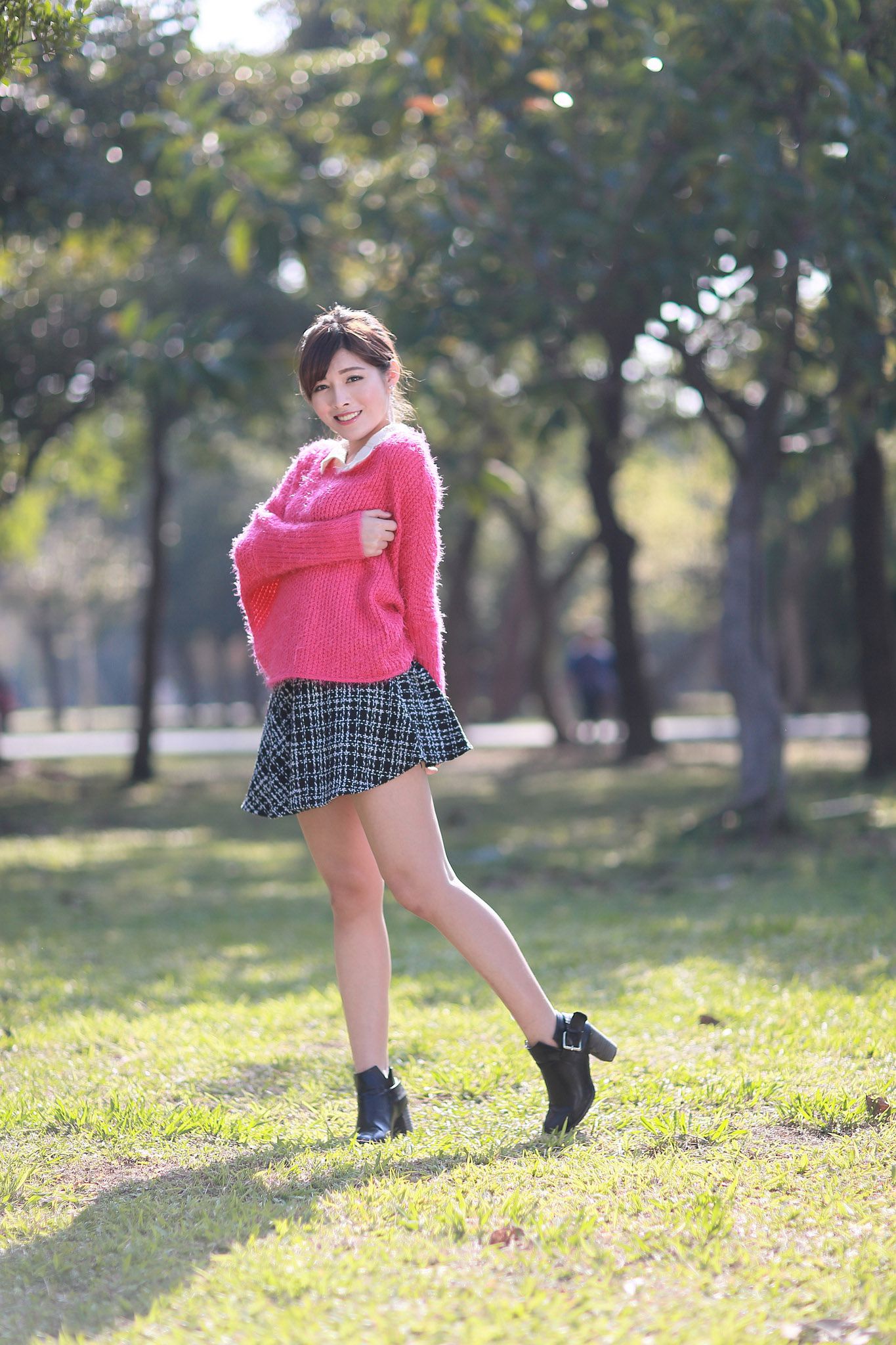 冰山美人廖坎蒂《初夏公园外拍》-图31