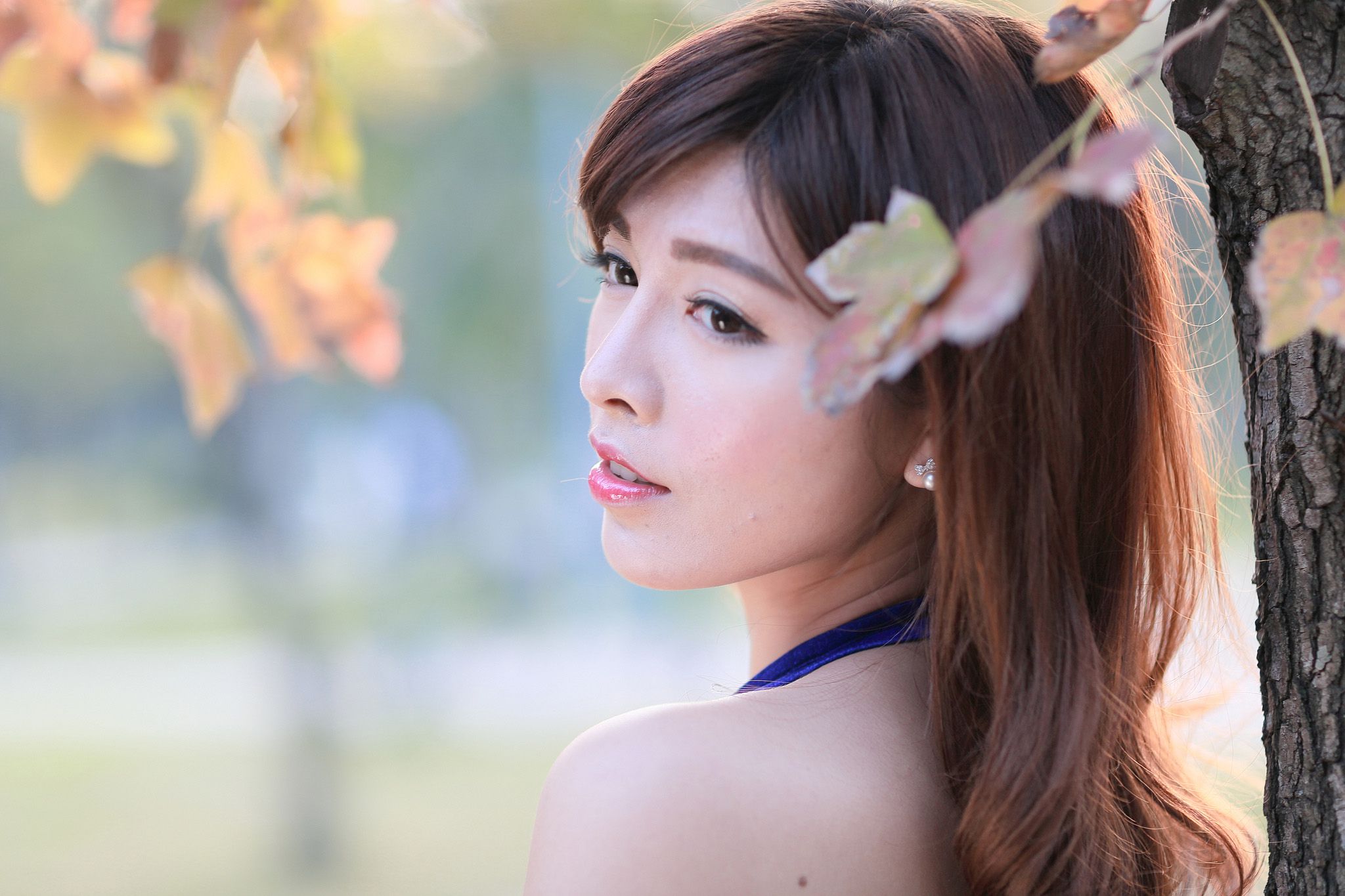 冰山美人廖坎蒂《初夏公园外拍》-图7