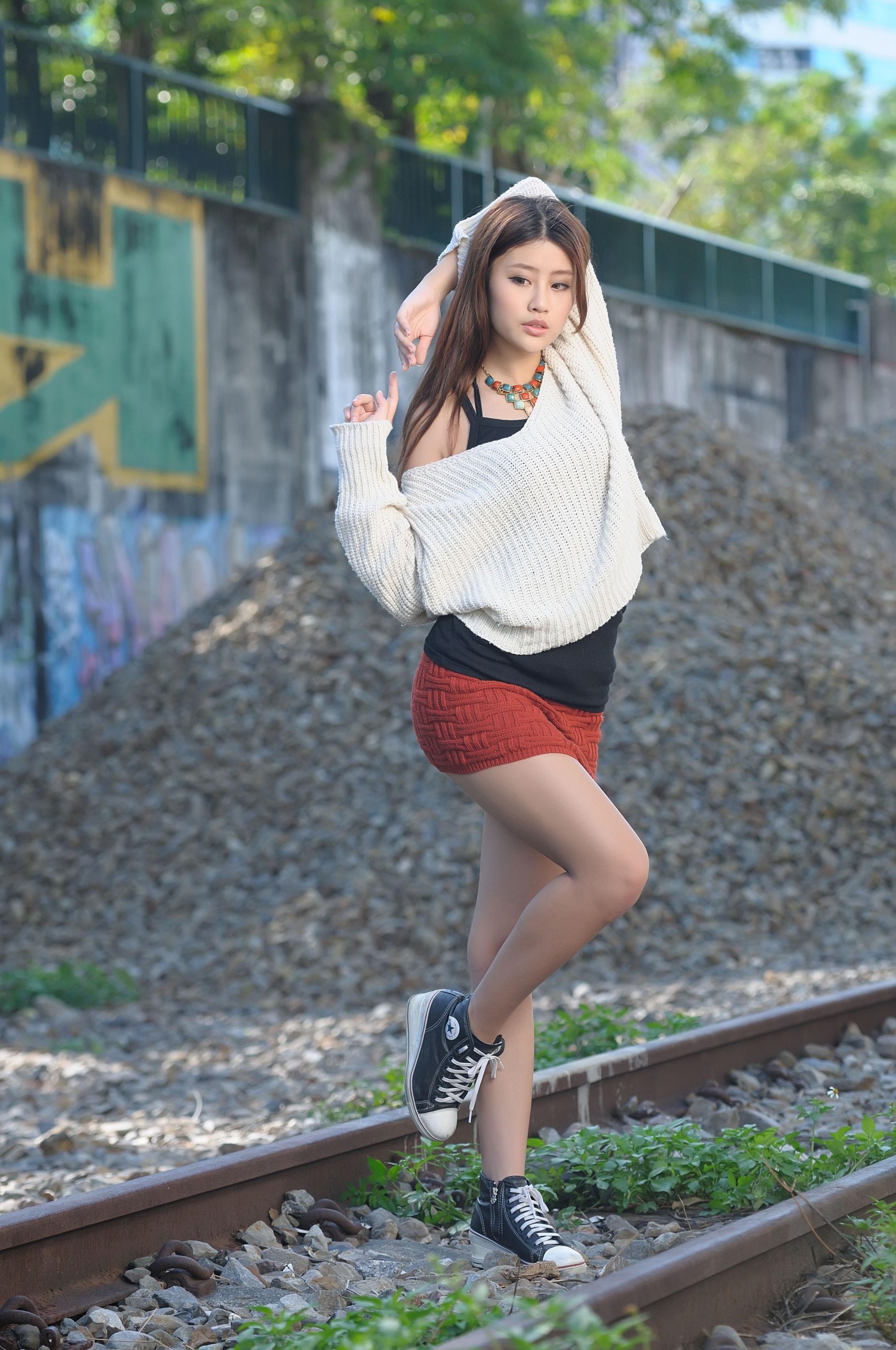 林真亦Yuna《小清新甜美外拍图片》写真合集-图6